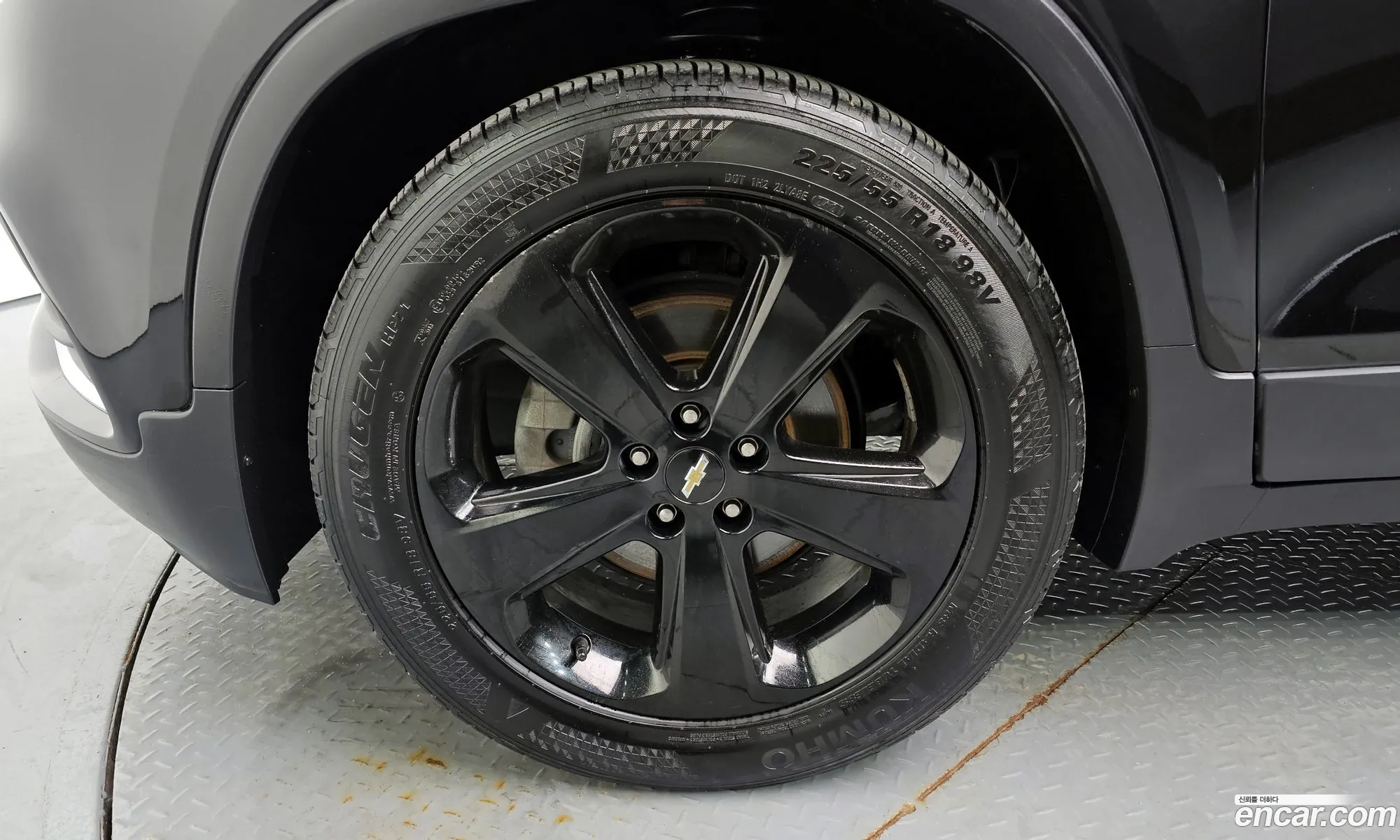 Chevrolet Trax I 16 Diesel Perfect Black 2017 - фотография 4969642