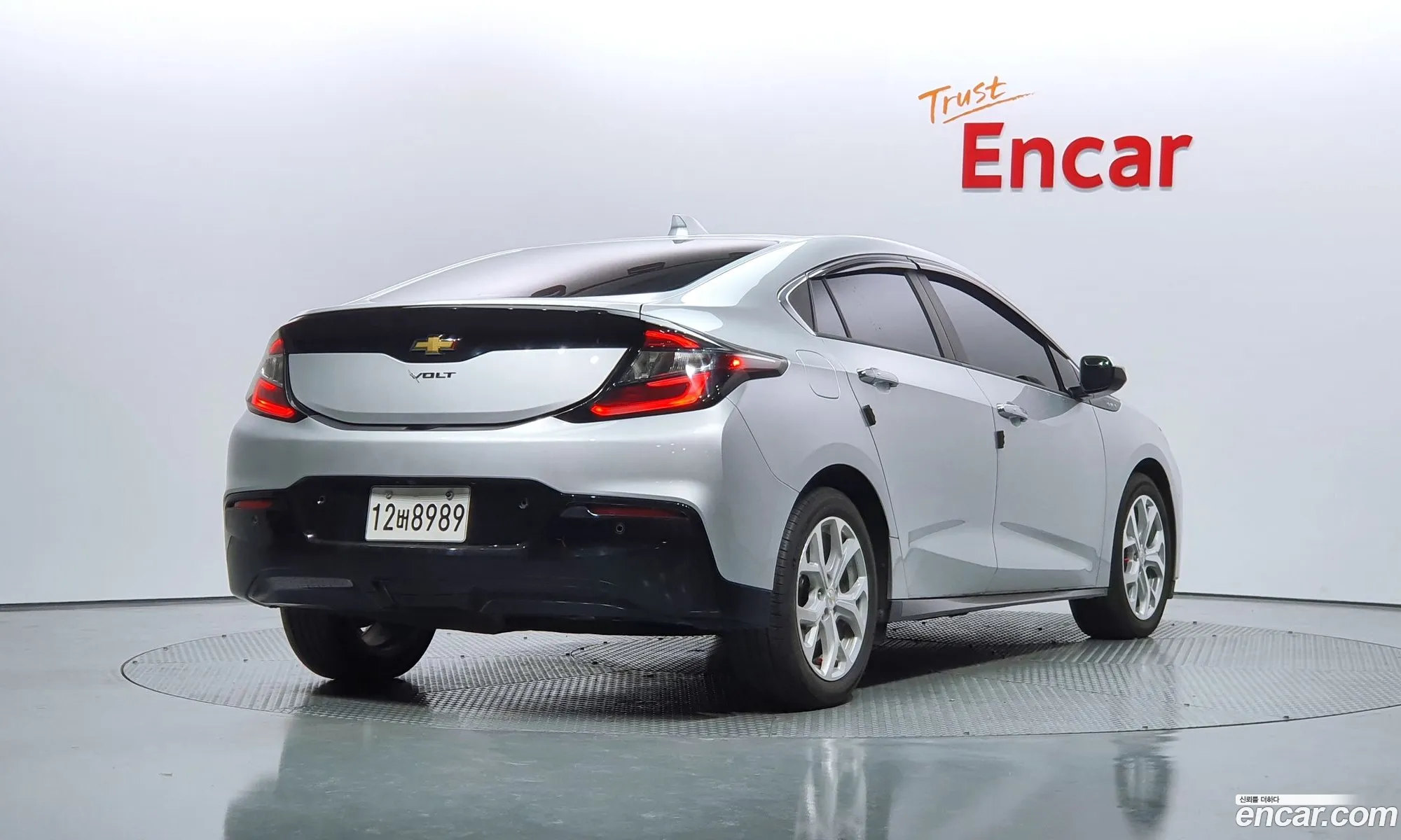 Chevrolet Volt 15 2018 - фотография 4610464