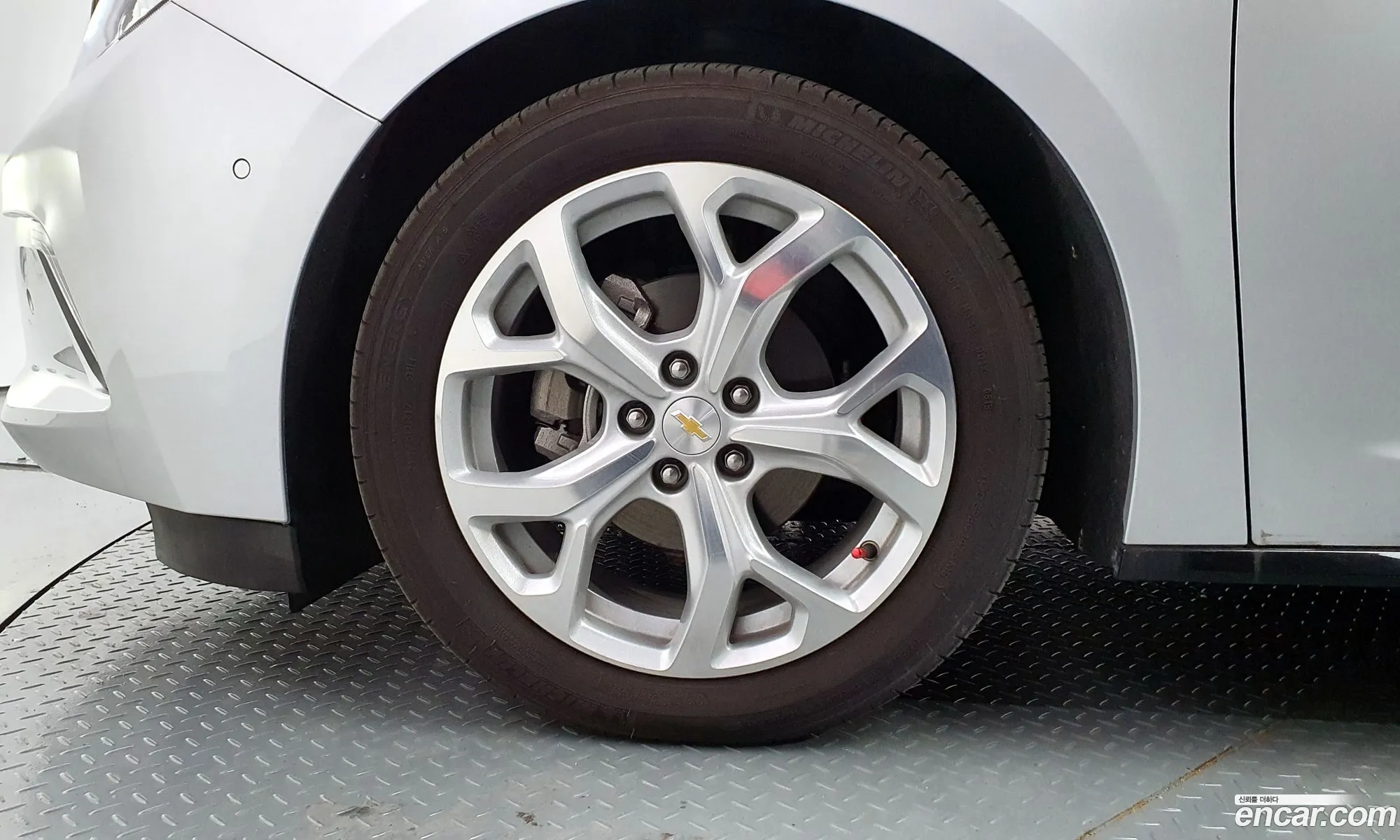 Chevrolet Volt 15 2018 - фотография 4610467