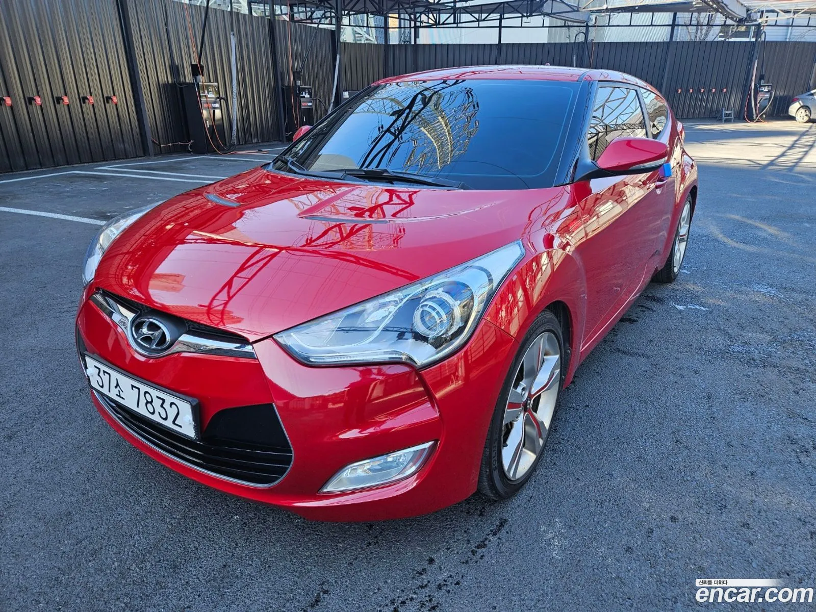Hyundai Veloster Extreme 2013 - фотография 18958782