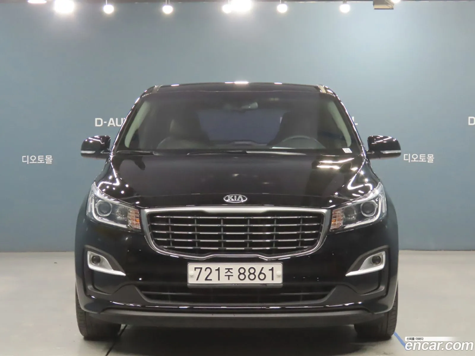 Kia The New Carnival 11-Seater Deluxe - фотография 16618593