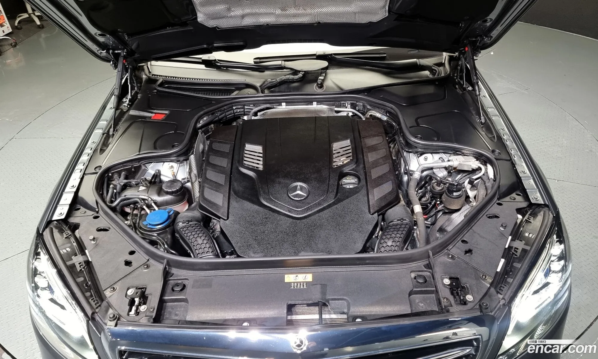 Mercedes-Benz S-Klasse S560L 4Matic 2020 - фотография 12066332