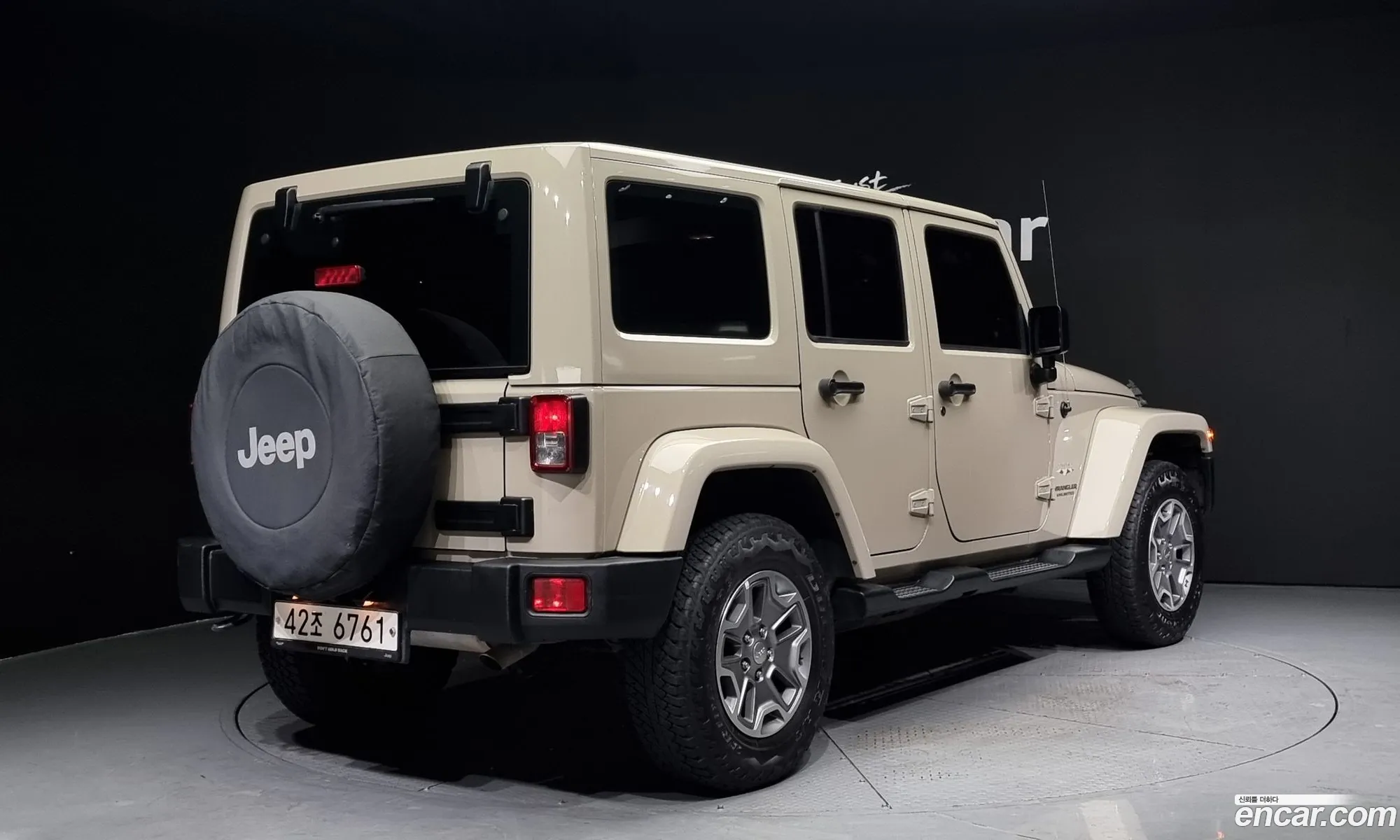 Jeep Wrangler Jk 36 Sahara 4-Door - фотография 4467078