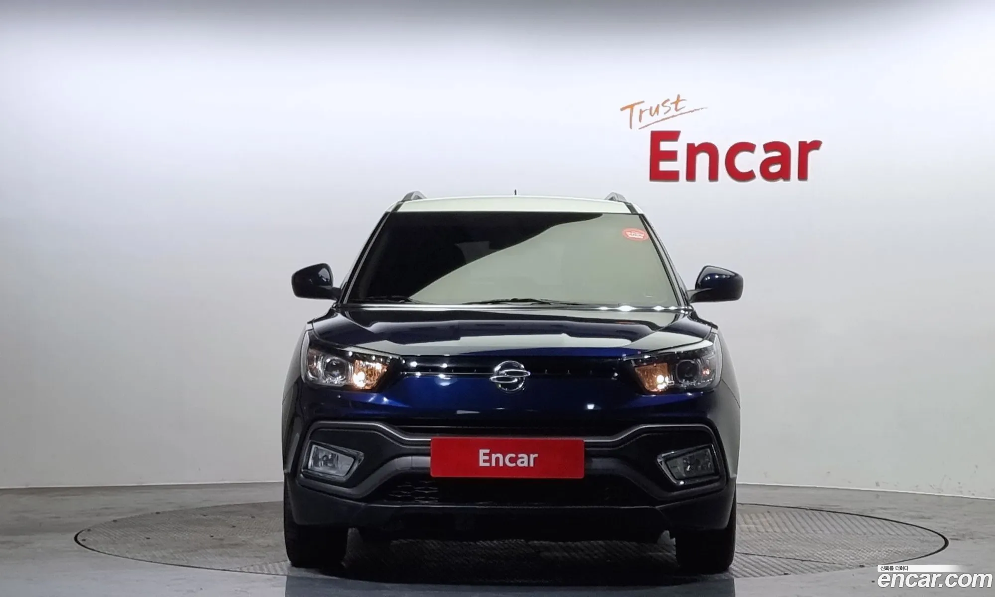 Ssangyong Tivoli Tivoli Diesel Ax 2Wd 2016 - фотография 16951386