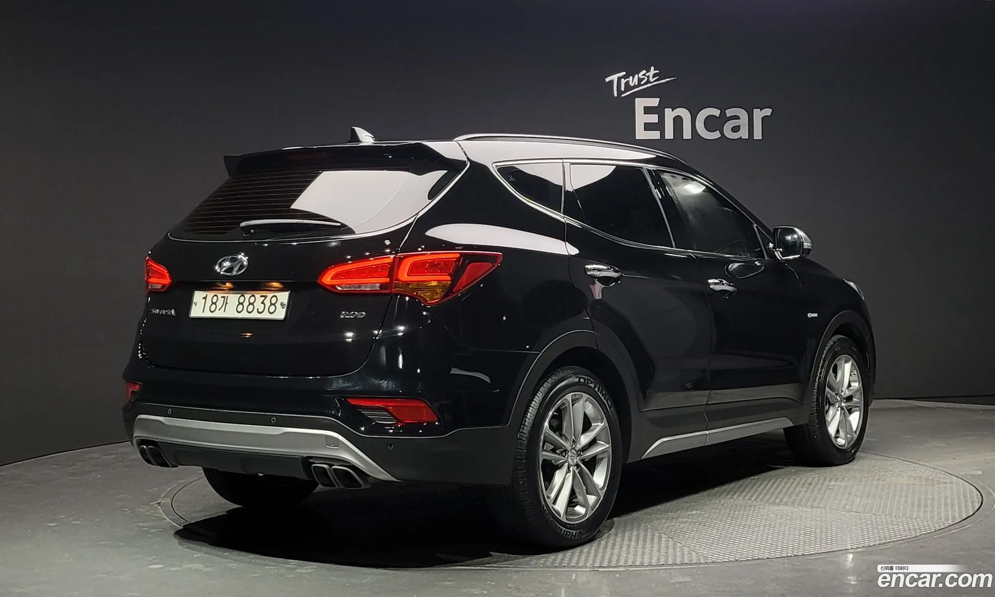 Hyundai Santa Fe Diesel 20 2Wd 2018 - фотография 16009034