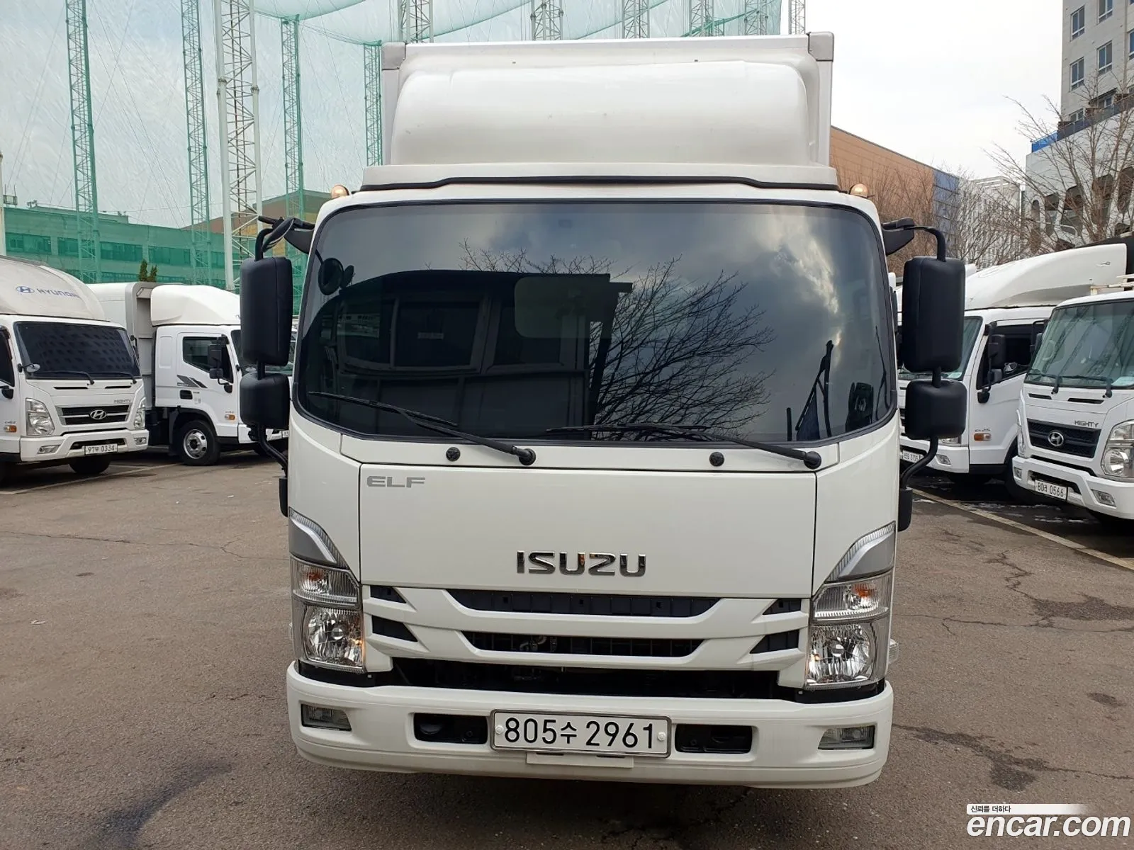 Isuzu Elf Built-In Tower 35 Tons - фотография 3507834
