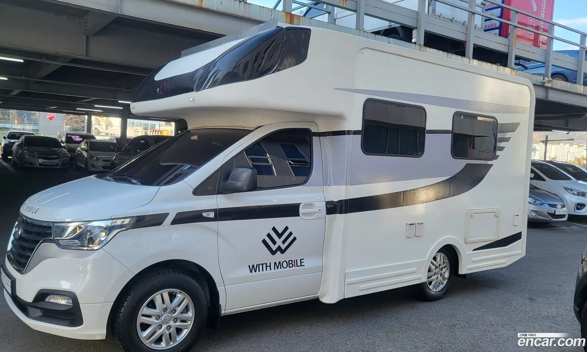 Hyundai Starex Camping Car 2019 - фотография 18874969
