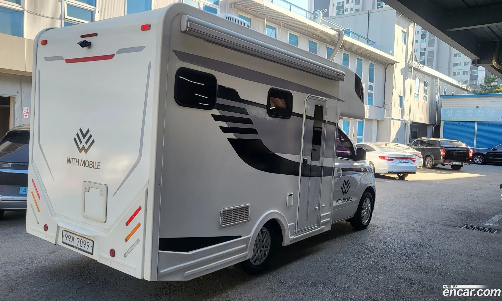 Hyundai Starex Camping Car 2019 - фотография 18874972