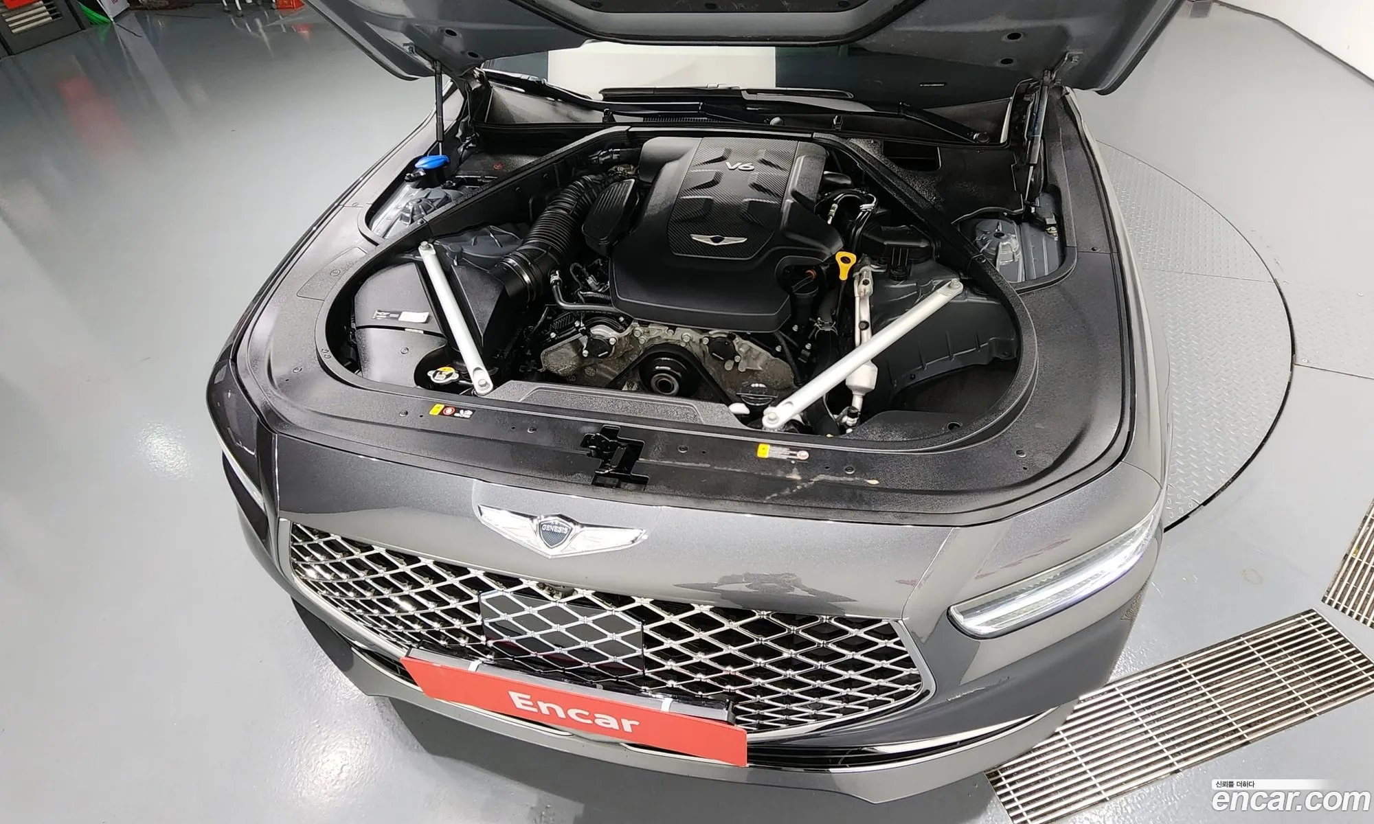Genesis G90 I 38 Awd 2021 - фотография 11874853