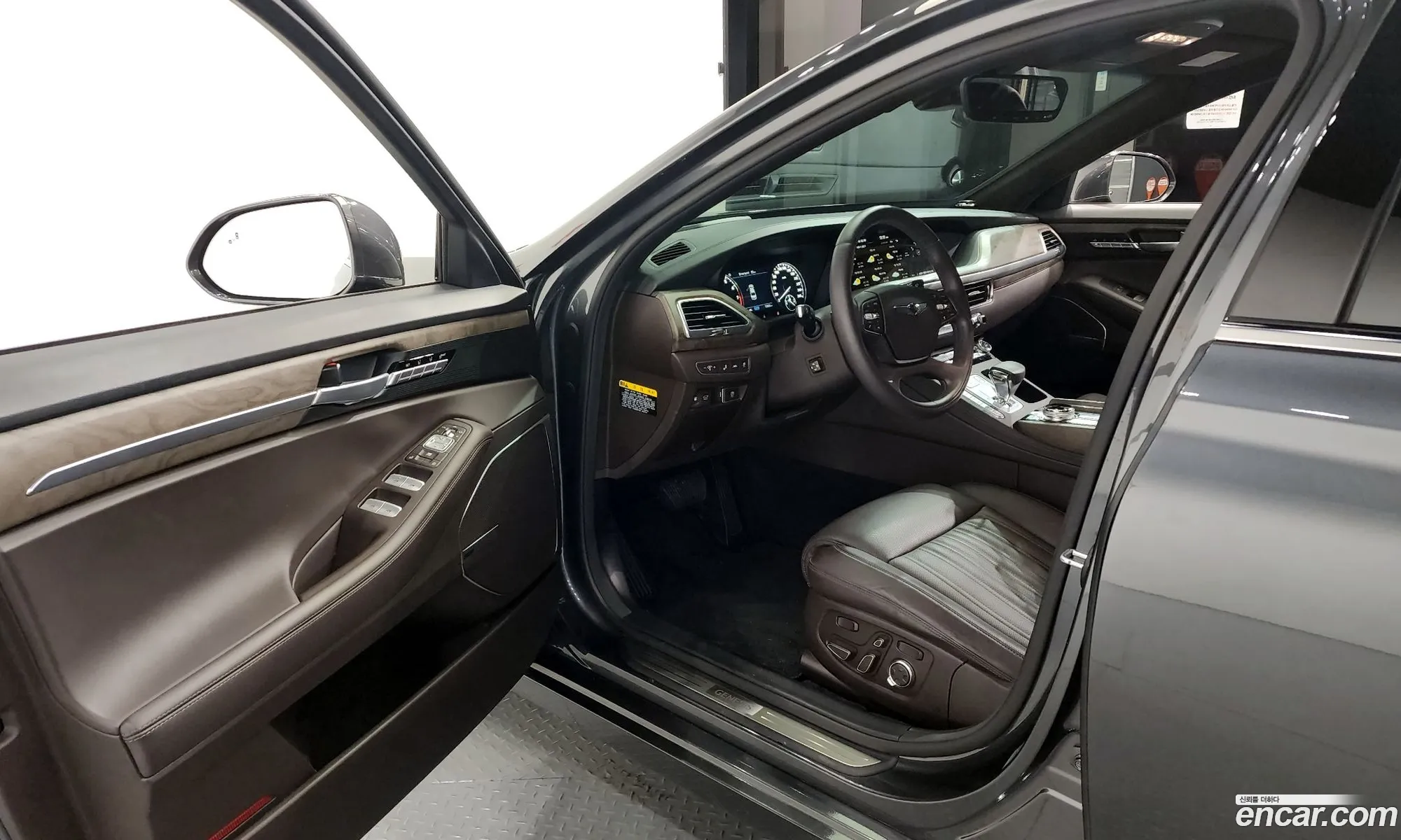 Korex Auto Trade - фотография 11907606