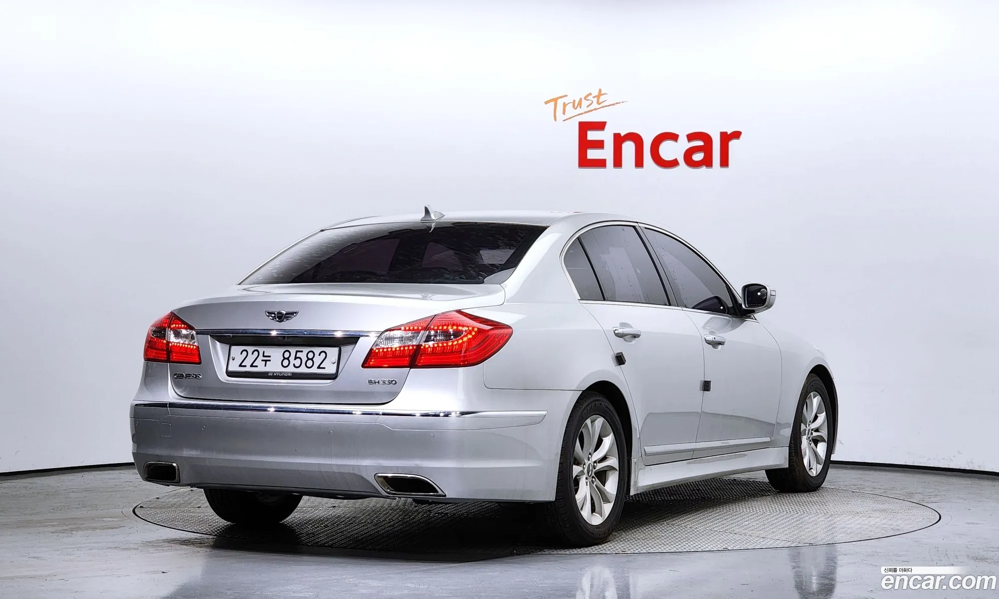 Hyundai Genesis Bh330 Modern 2013 - фотография 16019542