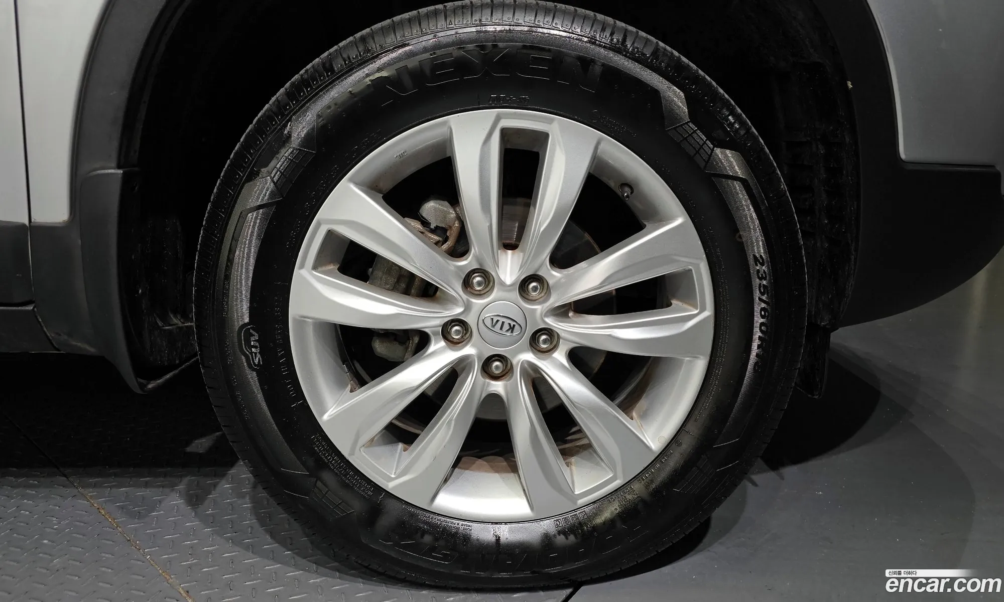 Kia Sorento R Diesel 20 2Wd Tlx Top-Of-The-Line Model - фотография 11127977