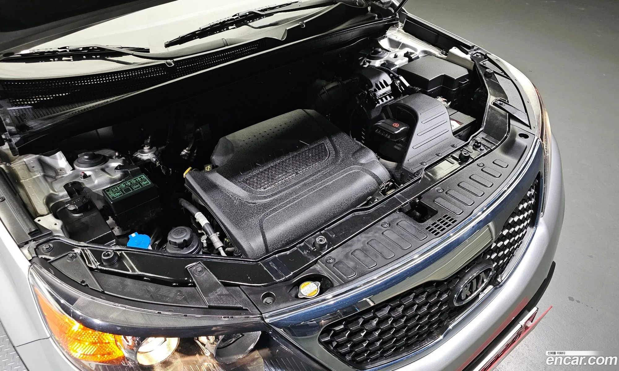 Kia Sorento R Diesel 20 2Wd Tlx Top-Of-The-Line Model - фотография 11127978