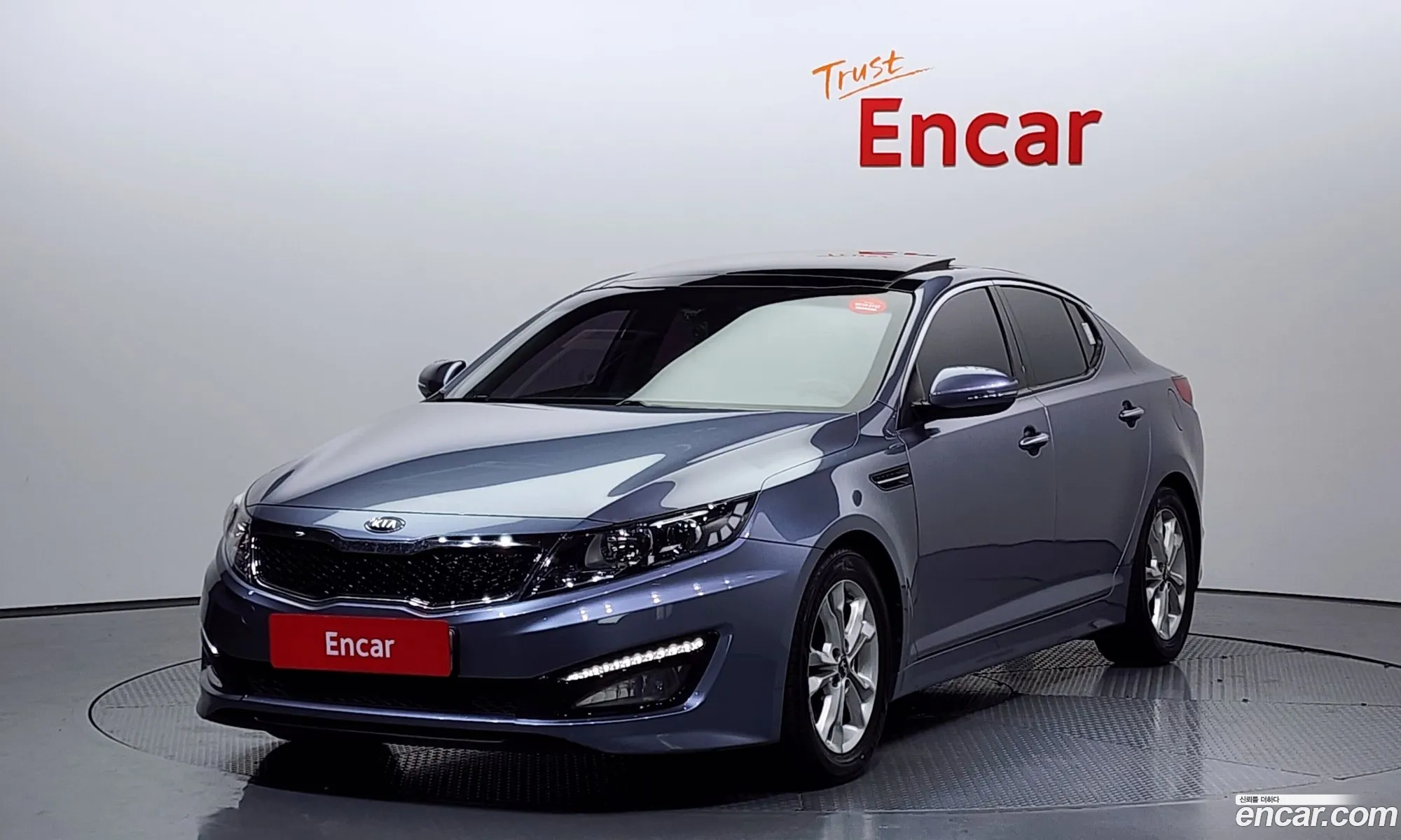Kia K5 I 20 Prestige 2011 - фотография 17318030