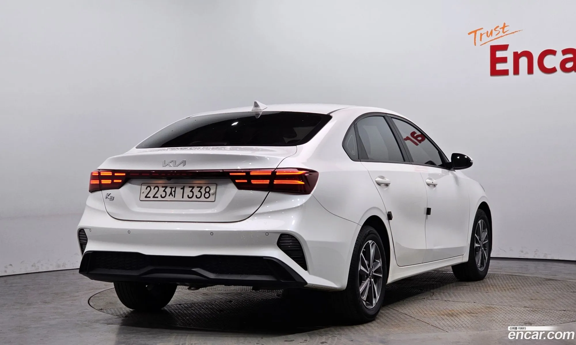 Kia K3 16 2022 - фотография 11770072