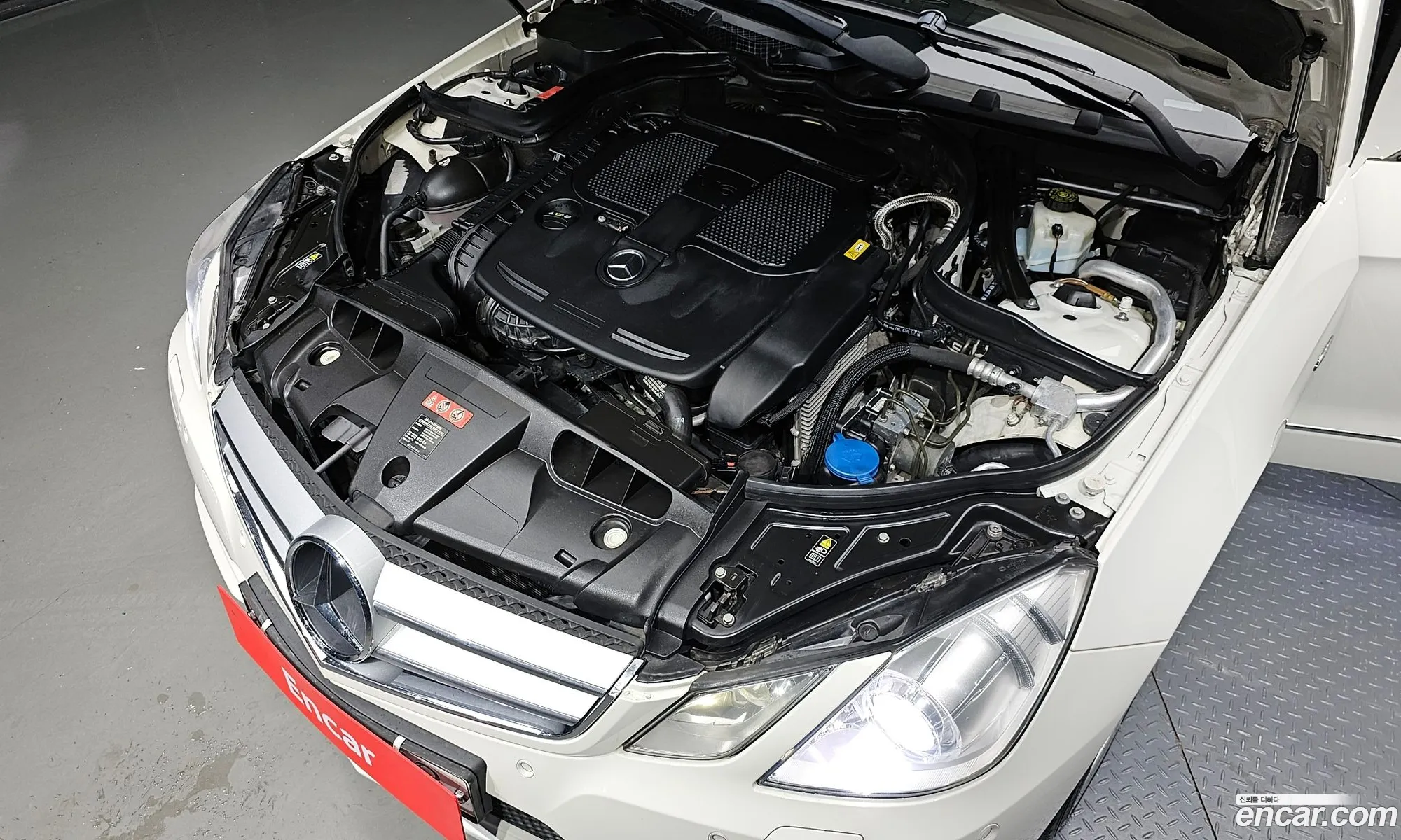 Mercedes-Benz E-Klasse Iv W212 S212 C207 E350 Cabriolet 2012 - фотография 12092216