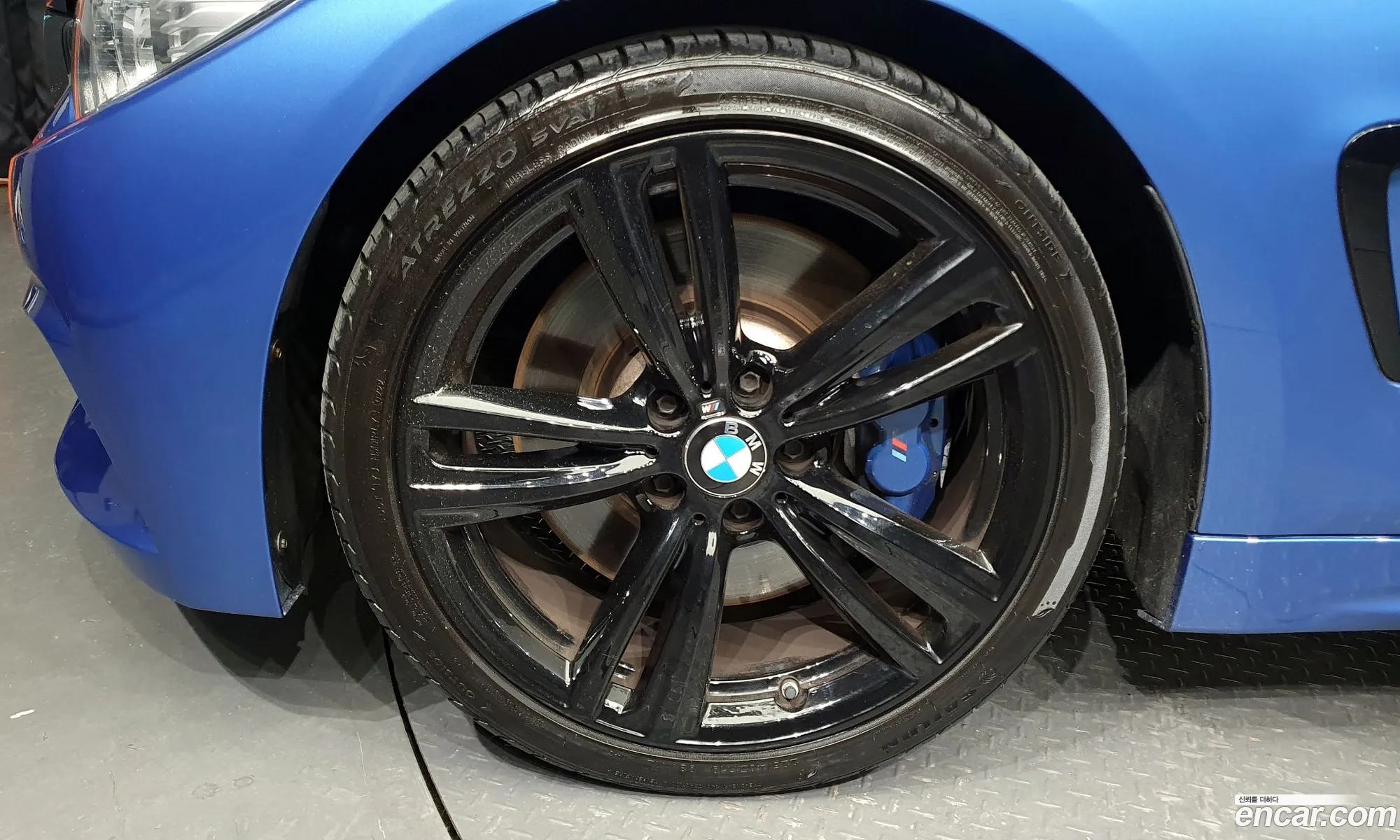 BMW 4Er 428I M Sports Convertible 2016 - фотография 13393905