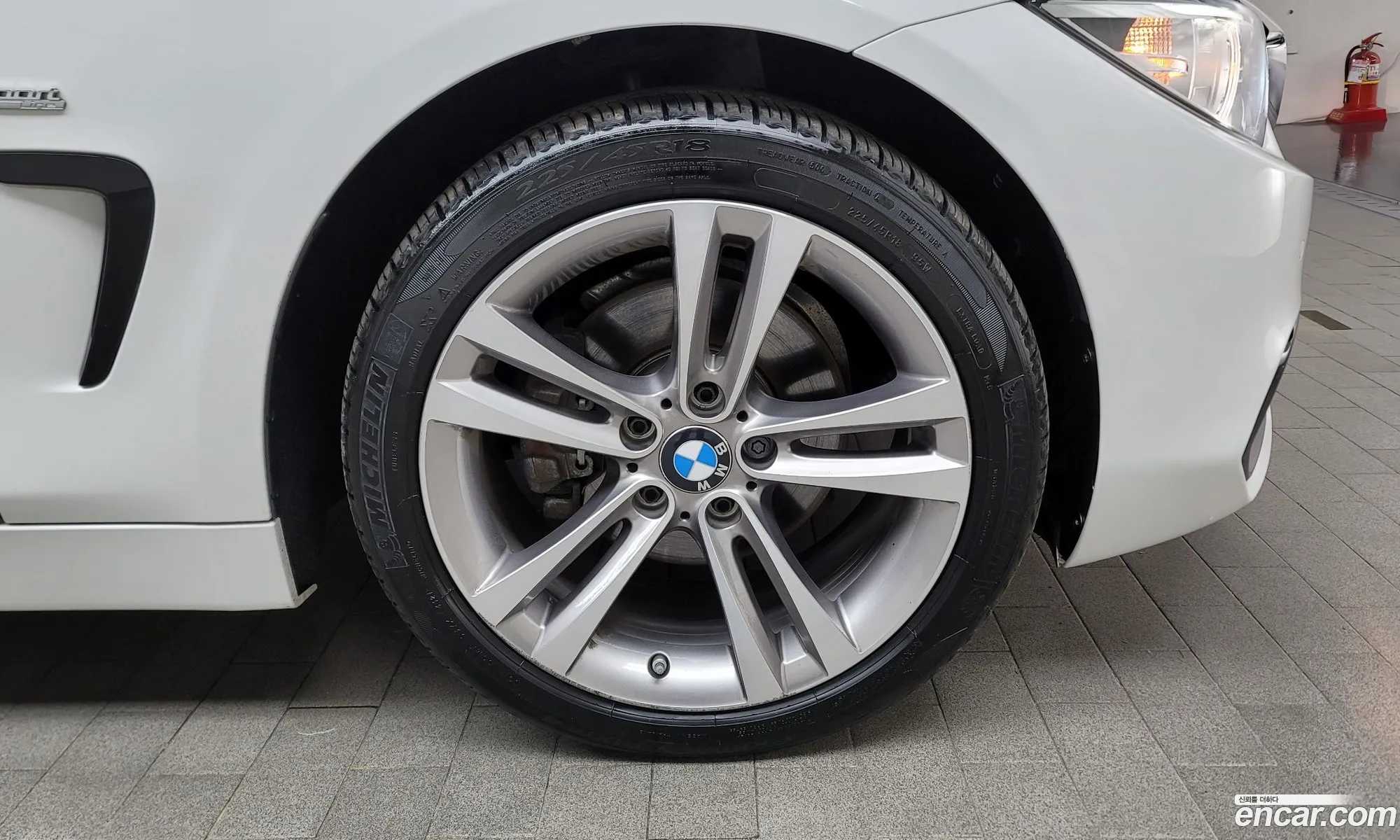 BMW 4Er F32F33F36 420D xDrive Sports Gran Coupe 2017 - фотография 1029541