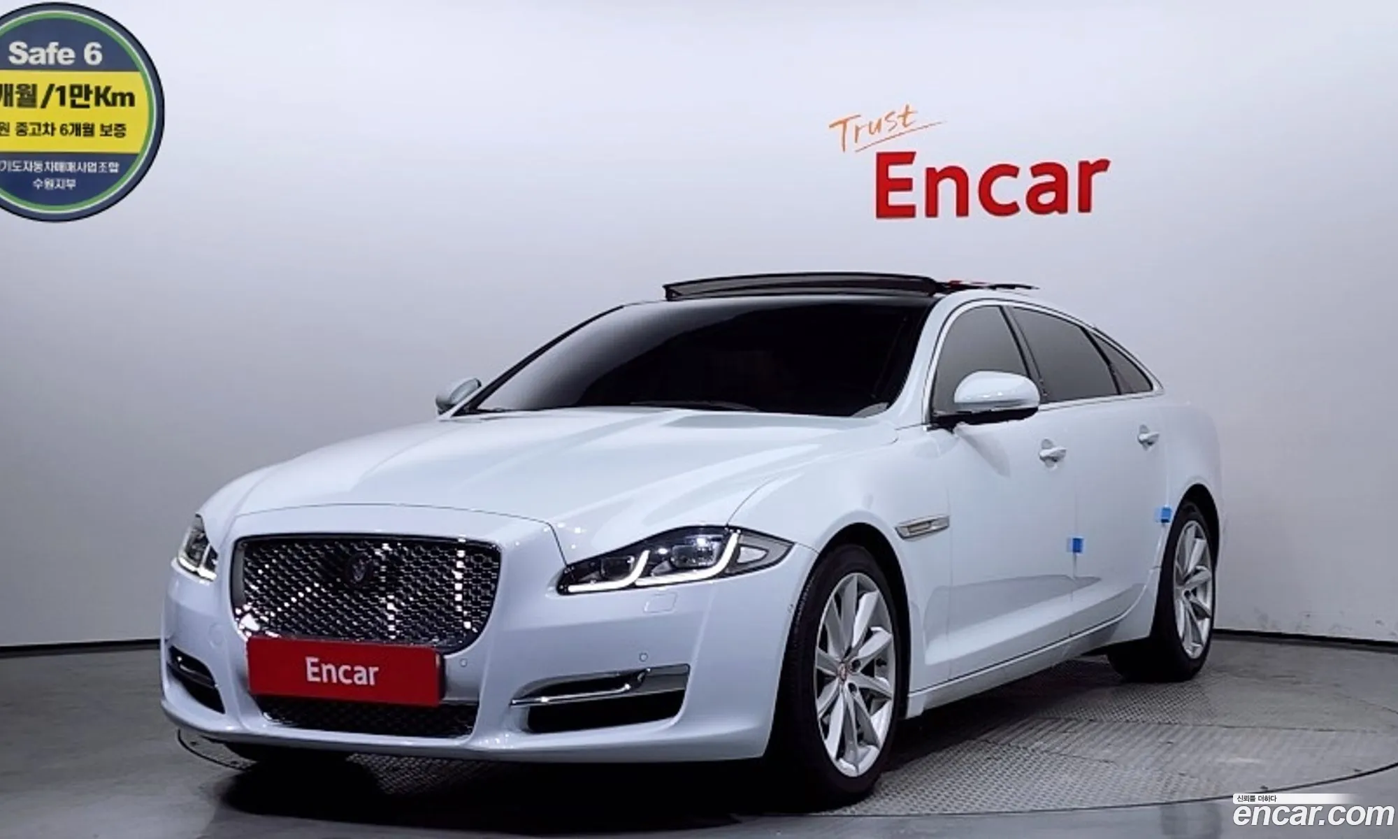 Jaguar Xj 30D Premium Luxury Lwb 2017 - фотография 3500337