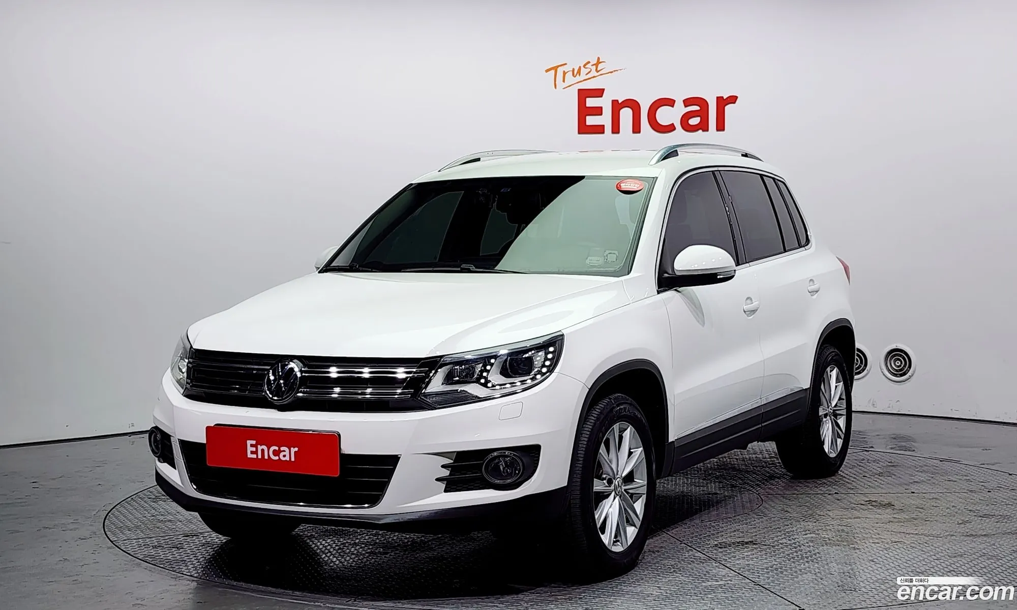 Volkswagen Tiguan I 20 Tdi Comfort 2014 - фотография 8020282