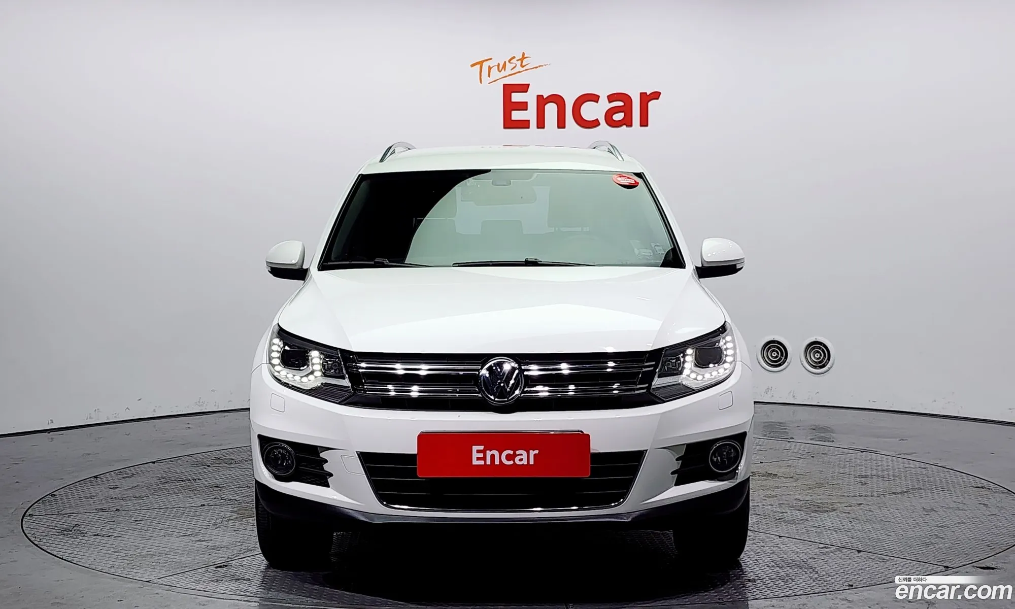 Volkswagen Tiguan I 20 Tdi Comfort 2014 - фотография 8020284