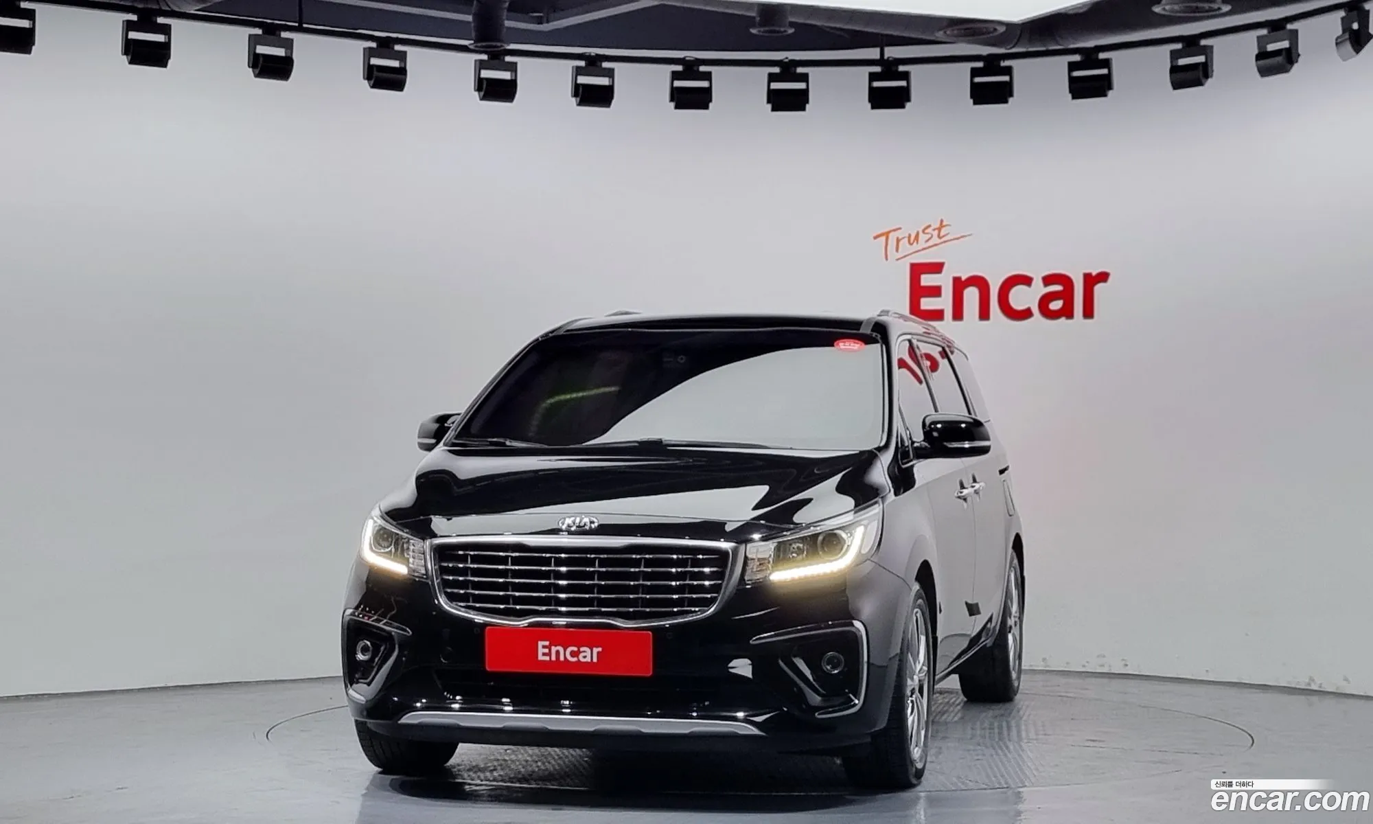 Kia Carnival Iii 9-Seater Prestige 2019 - фотография 15698749