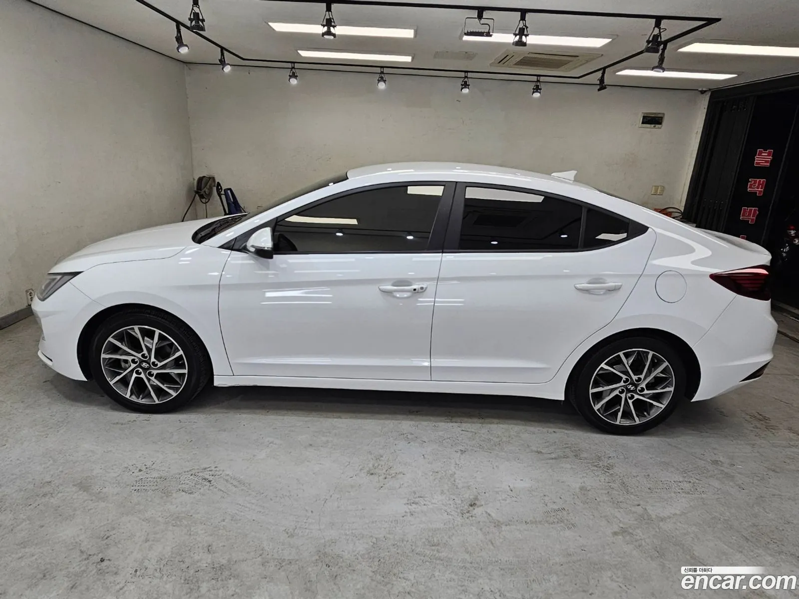 Hyundai Avante Vi 16 2019 - фотография 19163935