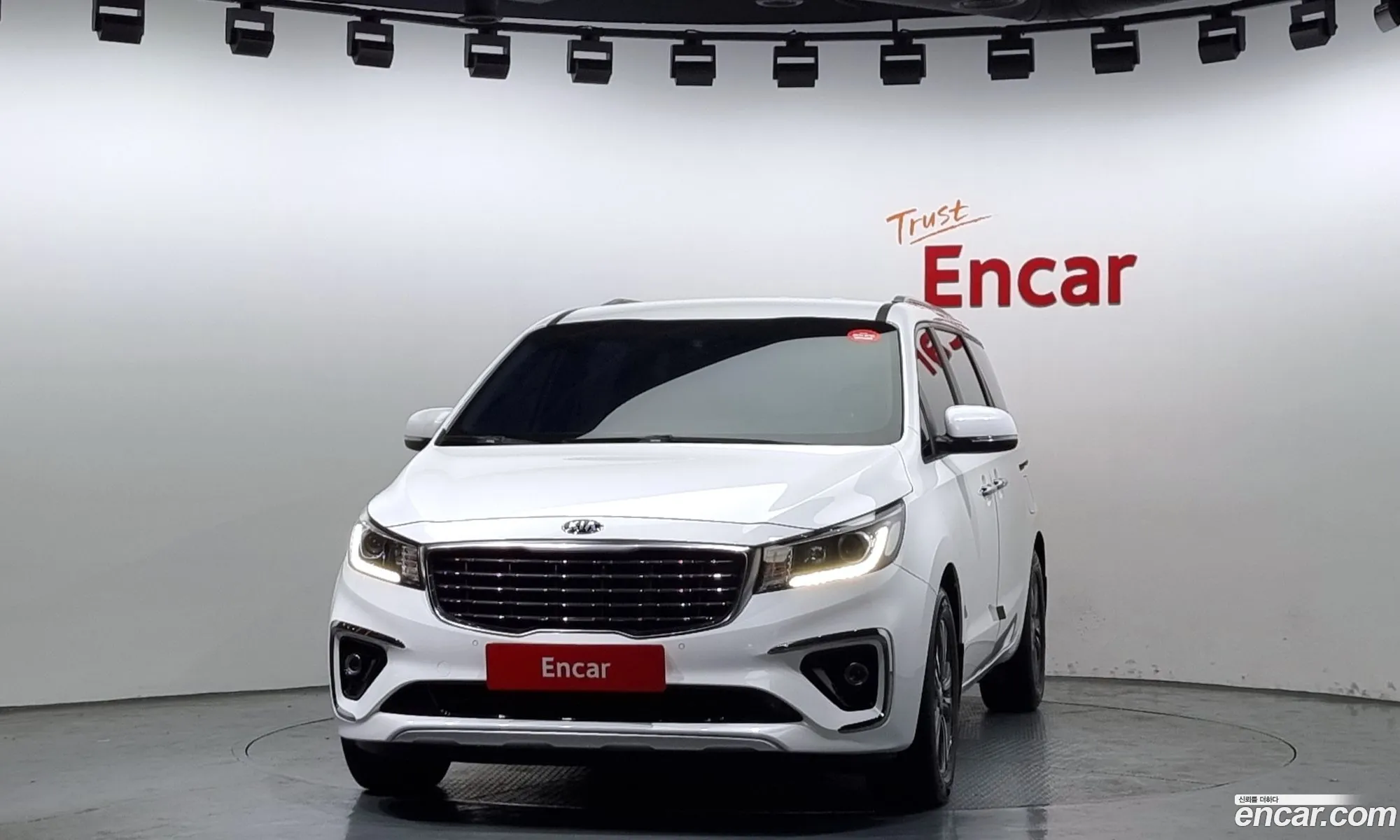 Kia Carnival Iii 9-Seater Luxury 2019 - фотография 17186535