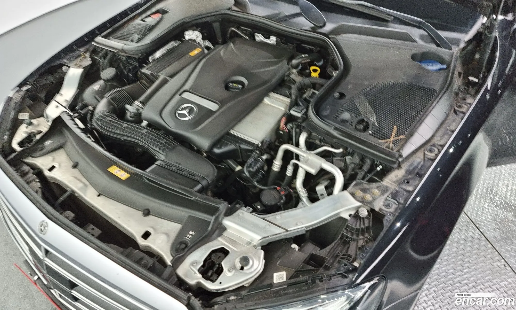 Mercedes E-Class W213 E300 4Matic Exclusive - фотография 12192987