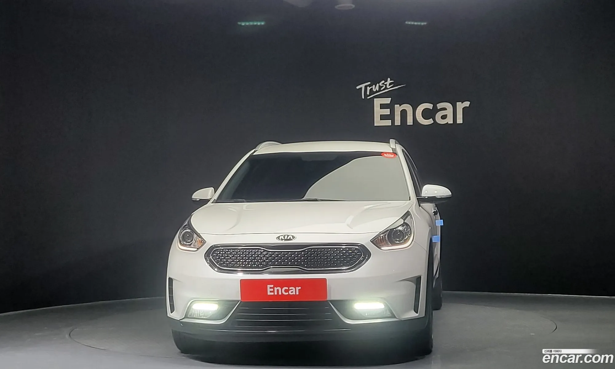 Kia Niro Prestige - фотография 11823552