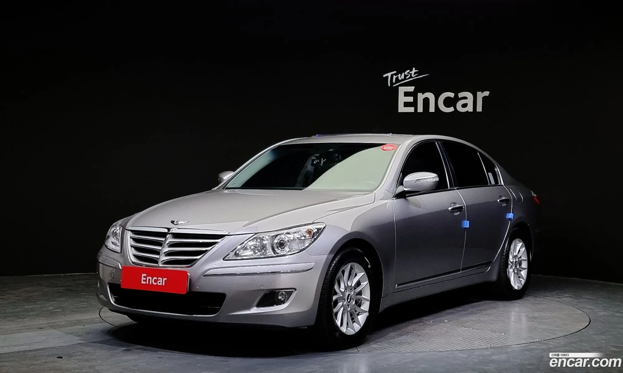 Hyundai Genesis I Bh330 Luxury 2010 - фотография 15979344