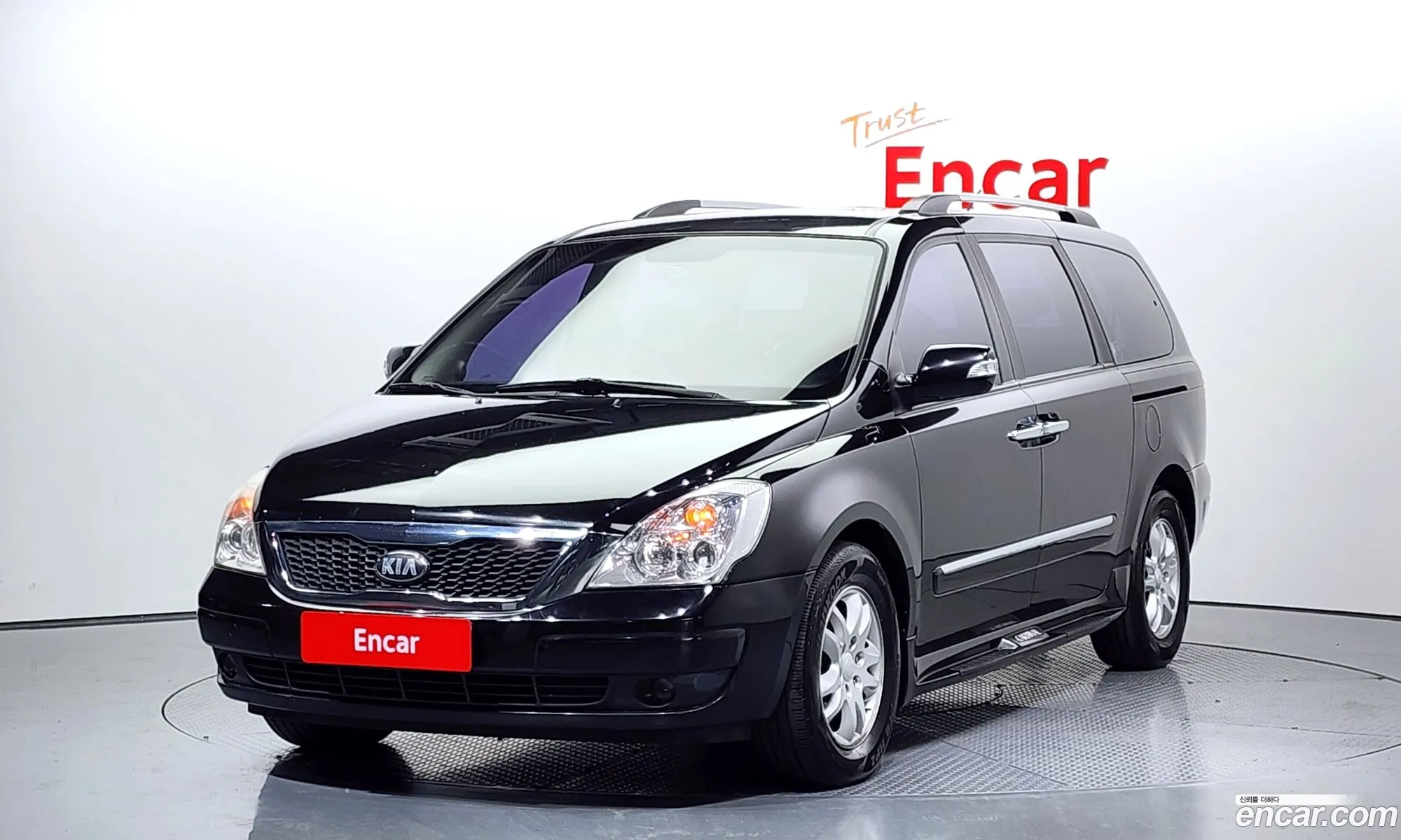 Kia Carnival Ii New Carnival Limousine Glx 2013 - фотография 11770095