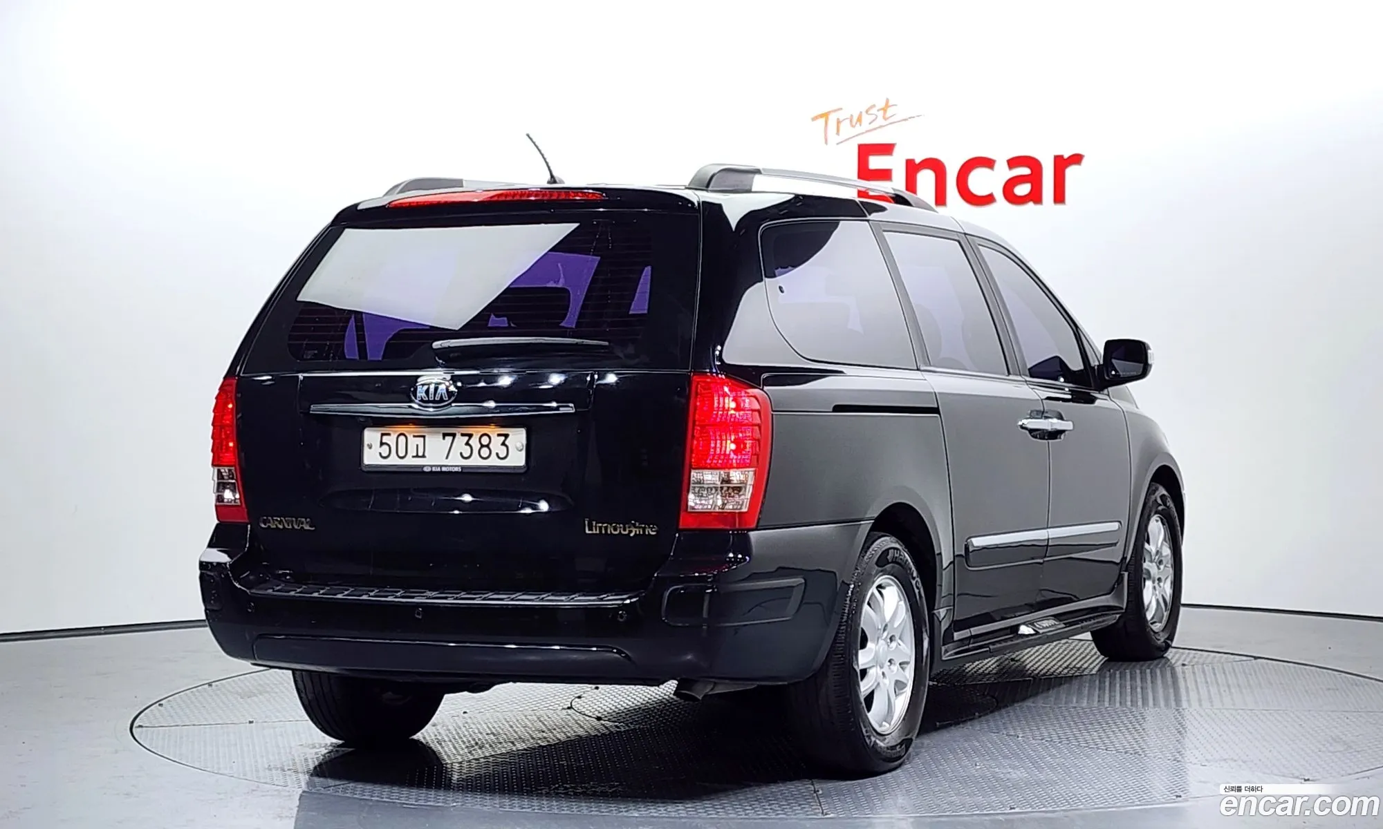 Kia Carnival Ii New Carnival Limousine Glx 2013 - фотография 11770096