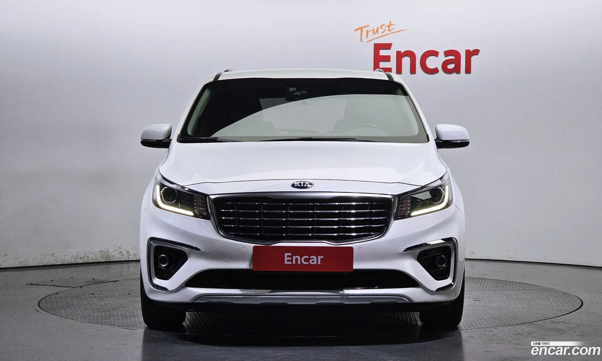 Kia Carnival Iii 9-Seater Luxury 2019 - фотография 15628200