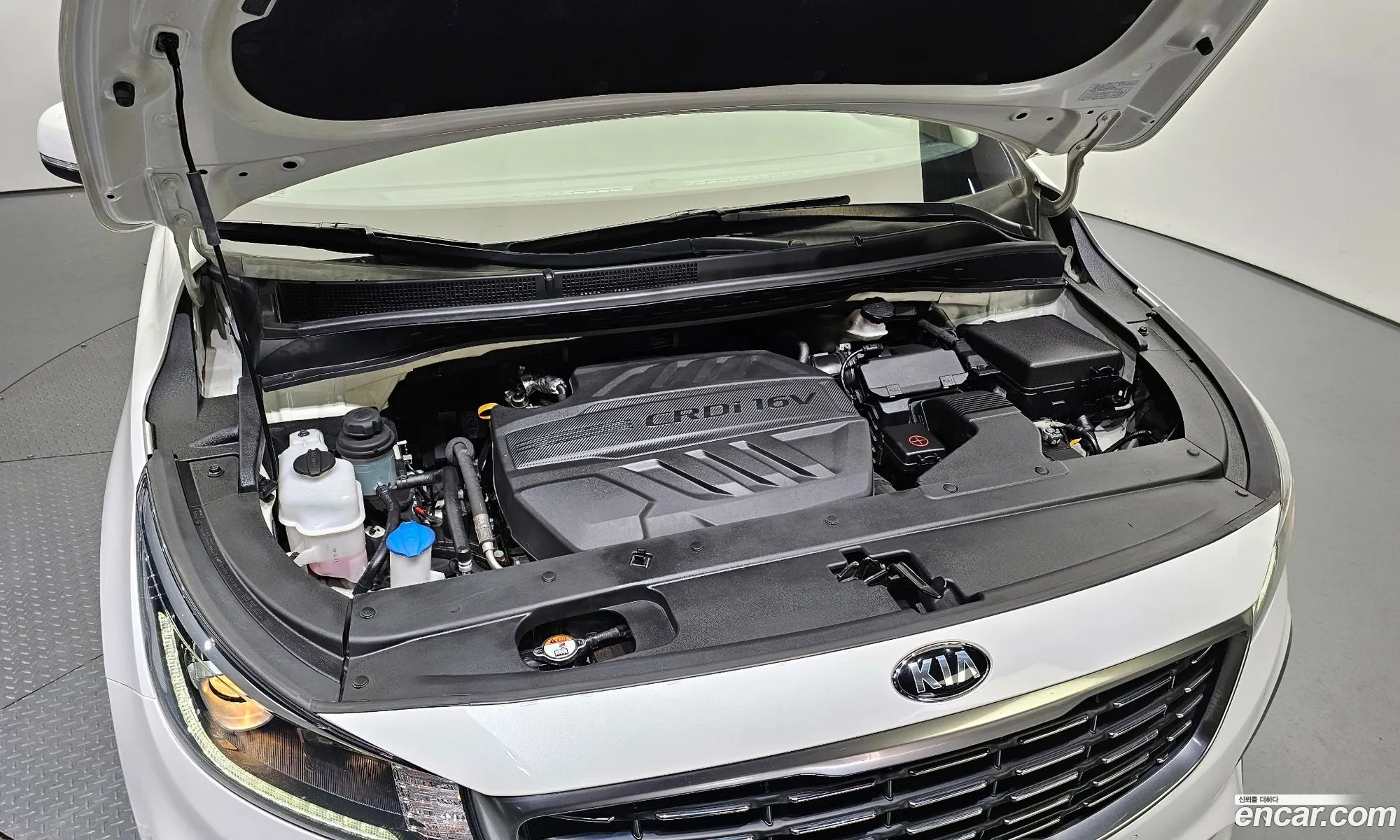 Kia Carnival Iii 9-Seater Luxury 2019 - фотография 15628203