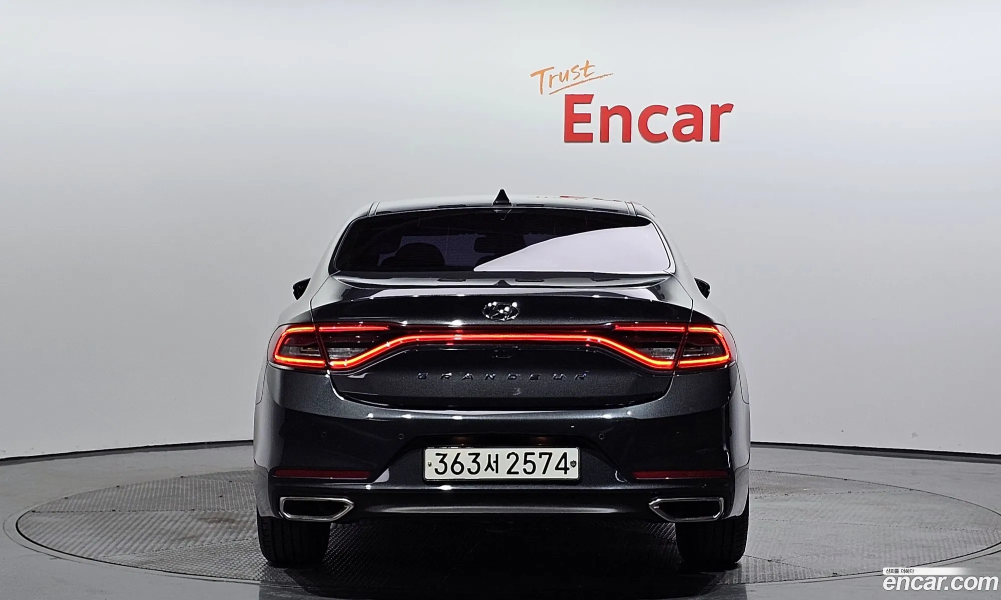 Hyundai Grandeur 24 Premium 2017 - фотография 18340959