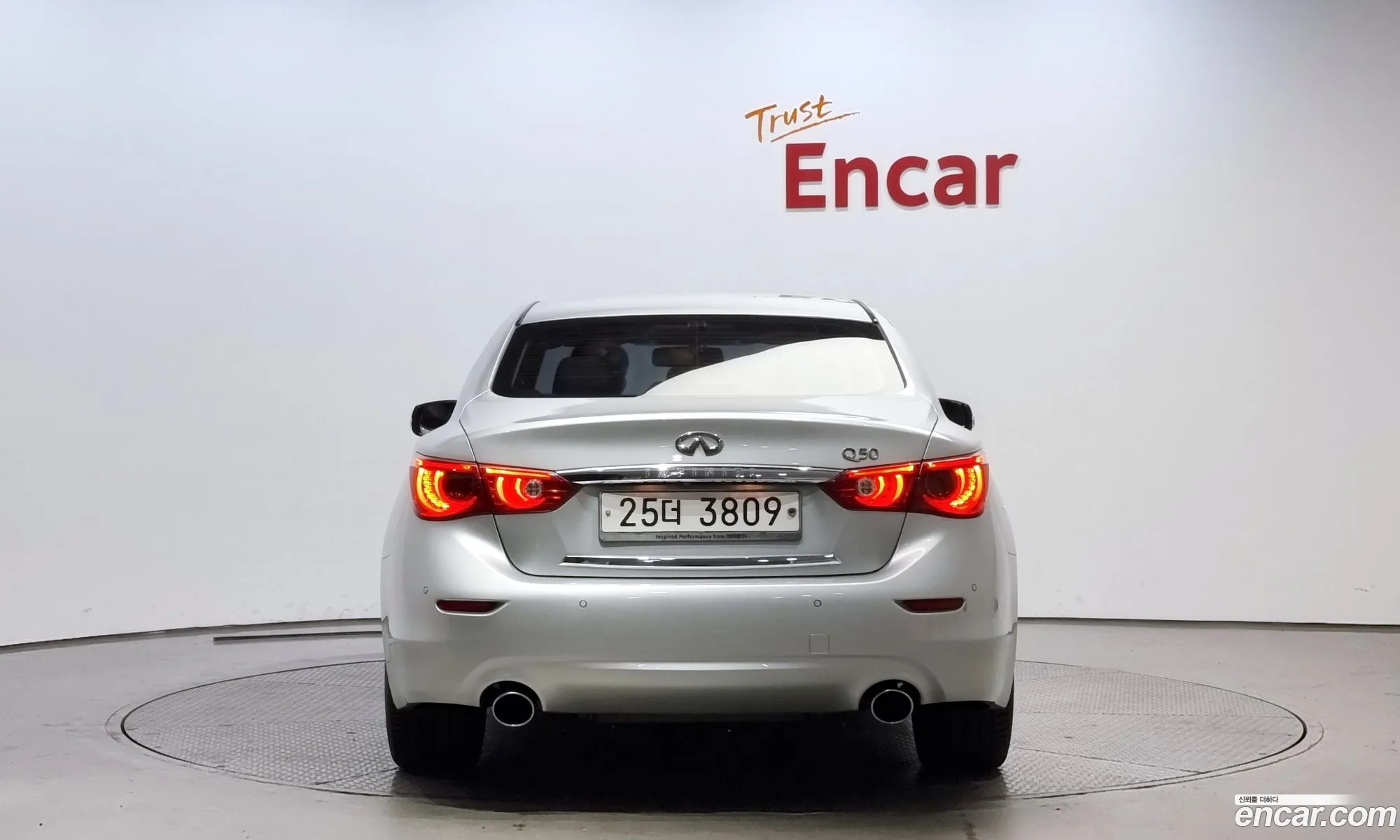 Infiniti Q50 22D Premium 2014 - фотография 3774798