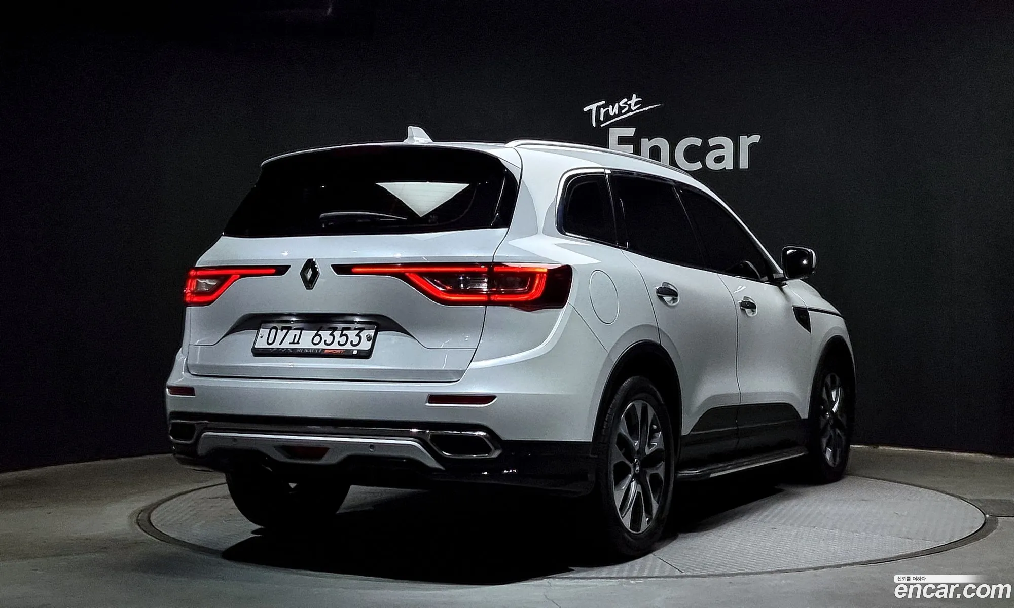 Renault Samsung Qm6 Diesel 4Wd Re Signature 2017 - фотография 11909228