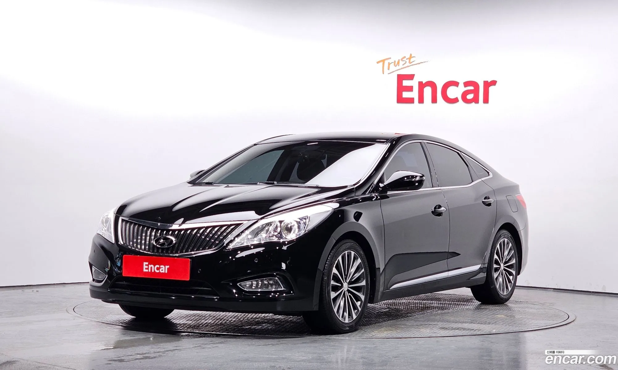 Hyundai Grandeur V Hg240 Modern 2014 - фотография 13185105