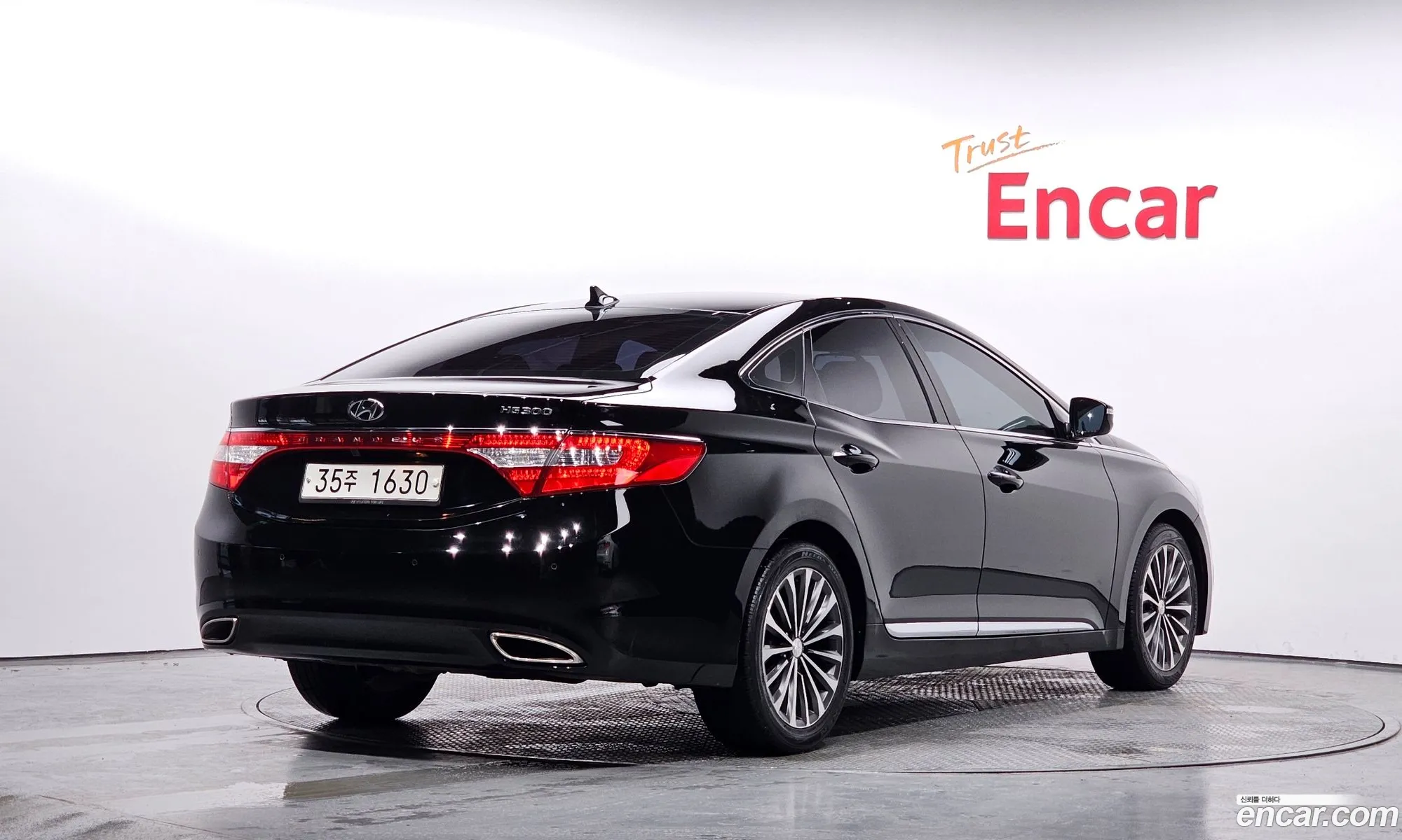 Hyundai Grandeur V Hg240 Modern 2014 - фотография 13185106