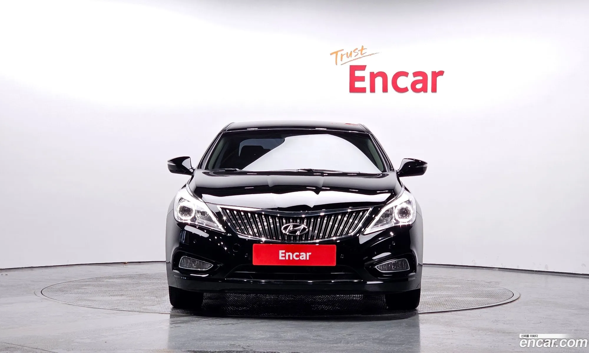 Hyundai Grandeur V Hg240 Modern 2014 - фотография 13185107