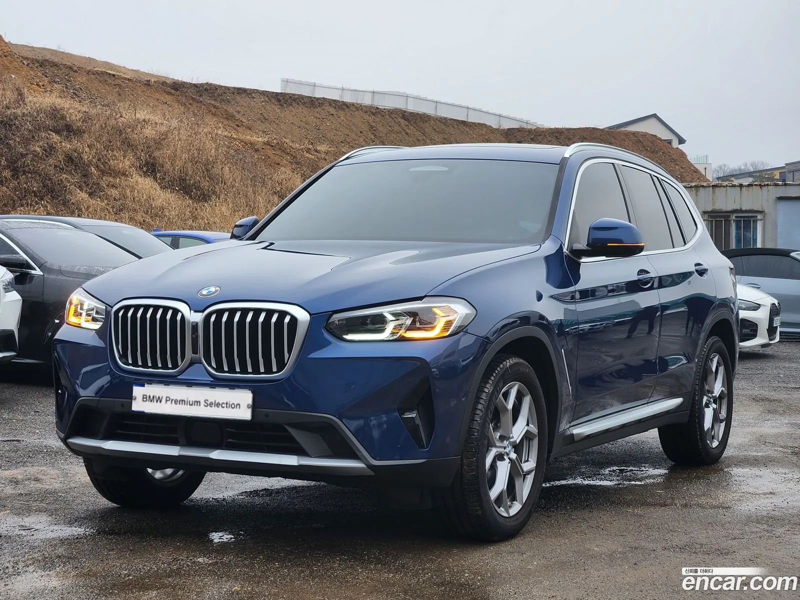 BMW X3 xDrive 20I 2023 - фотография 15083337