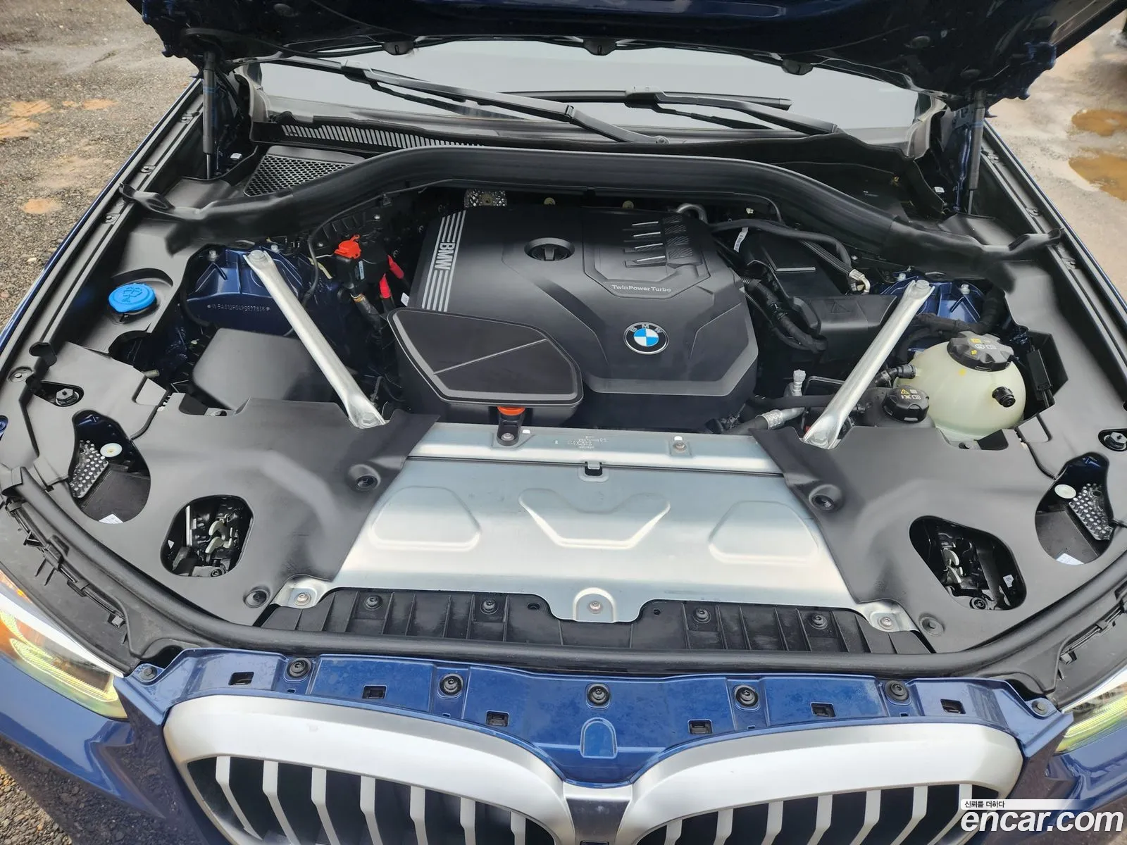BMW X3 xDrive 20I 2023 - фотография 15083342