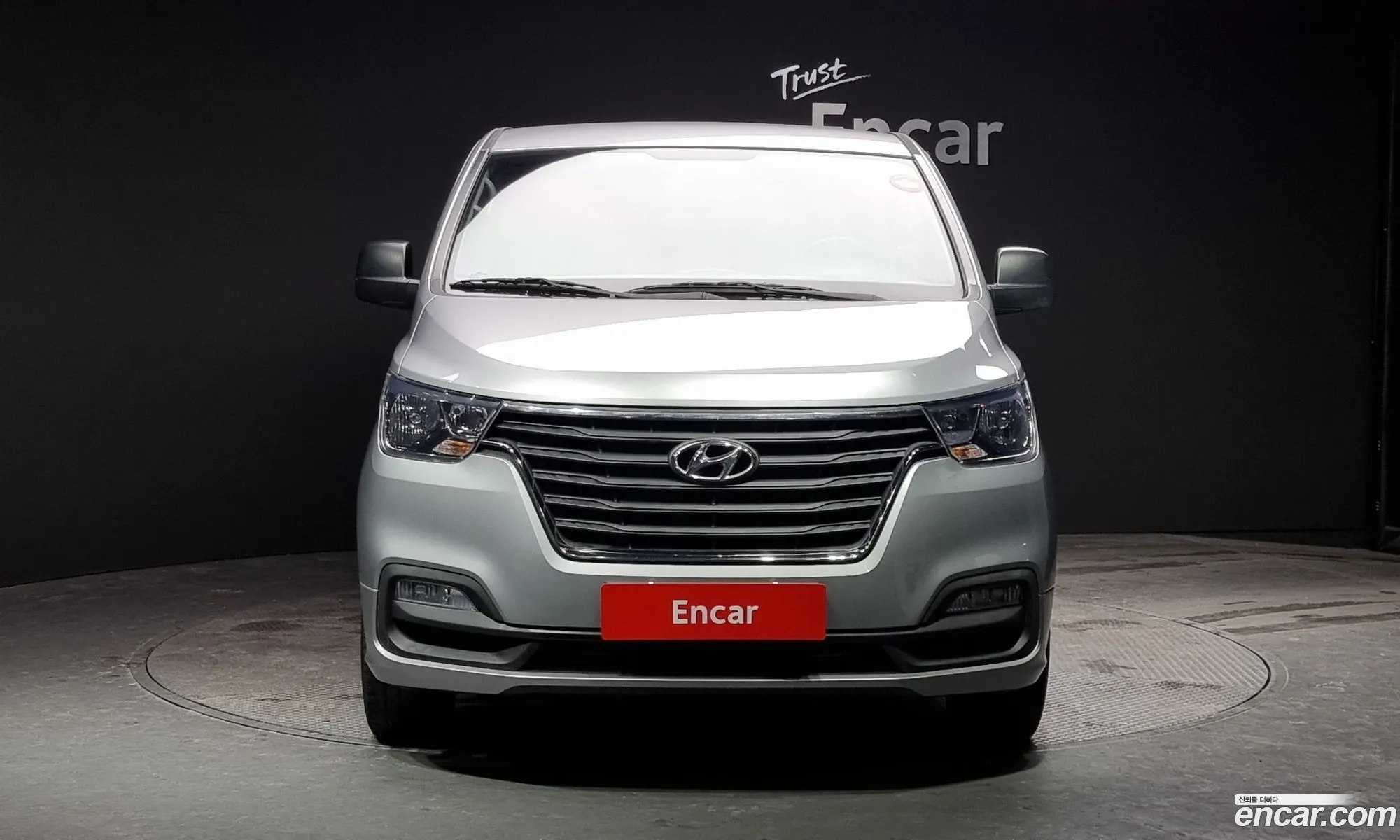 Hyundai The New Grand Starex Wagon 11-Seater Smart - фотография 17282113
