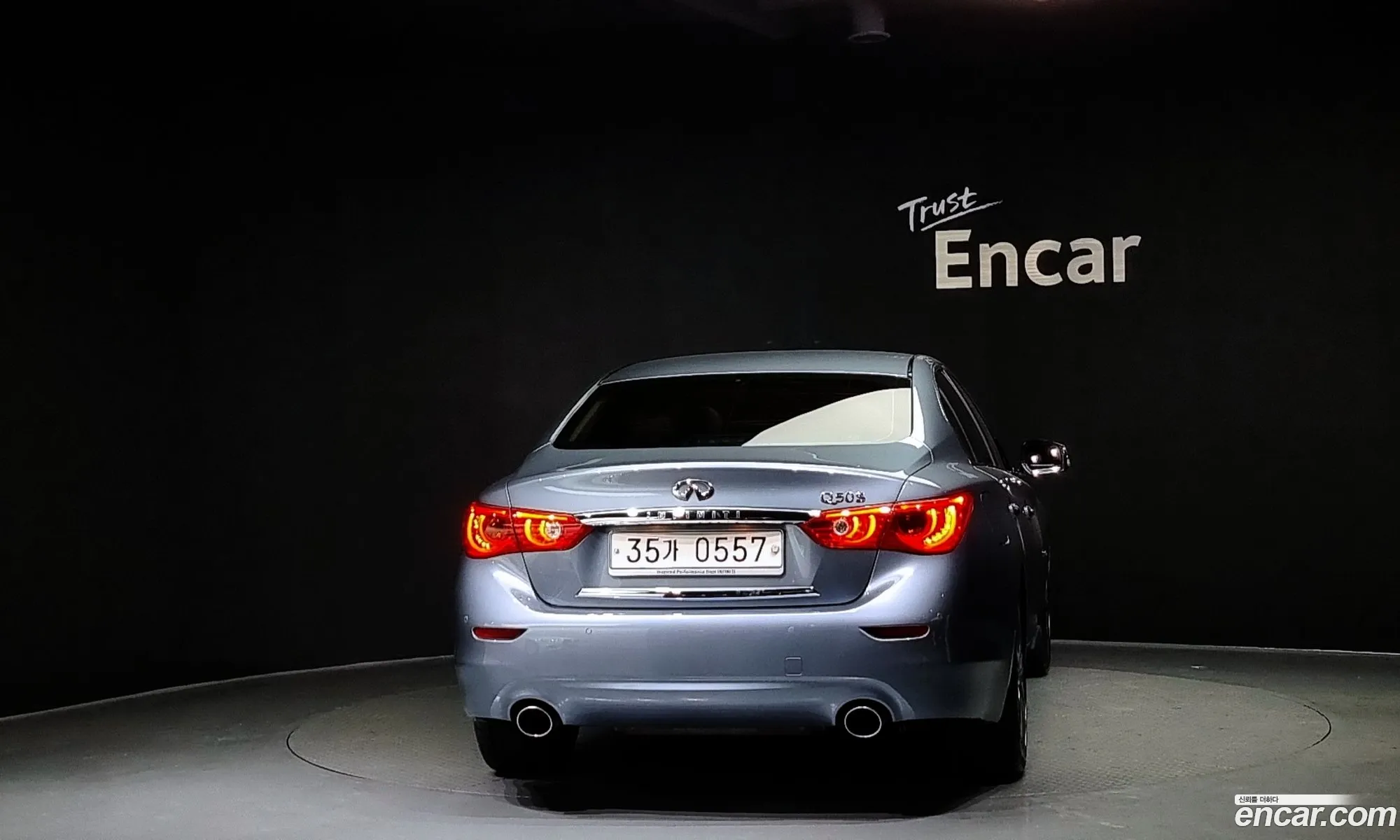 Infiniti Q50 35 Hybrid Essence 2016 - фотография 3801037