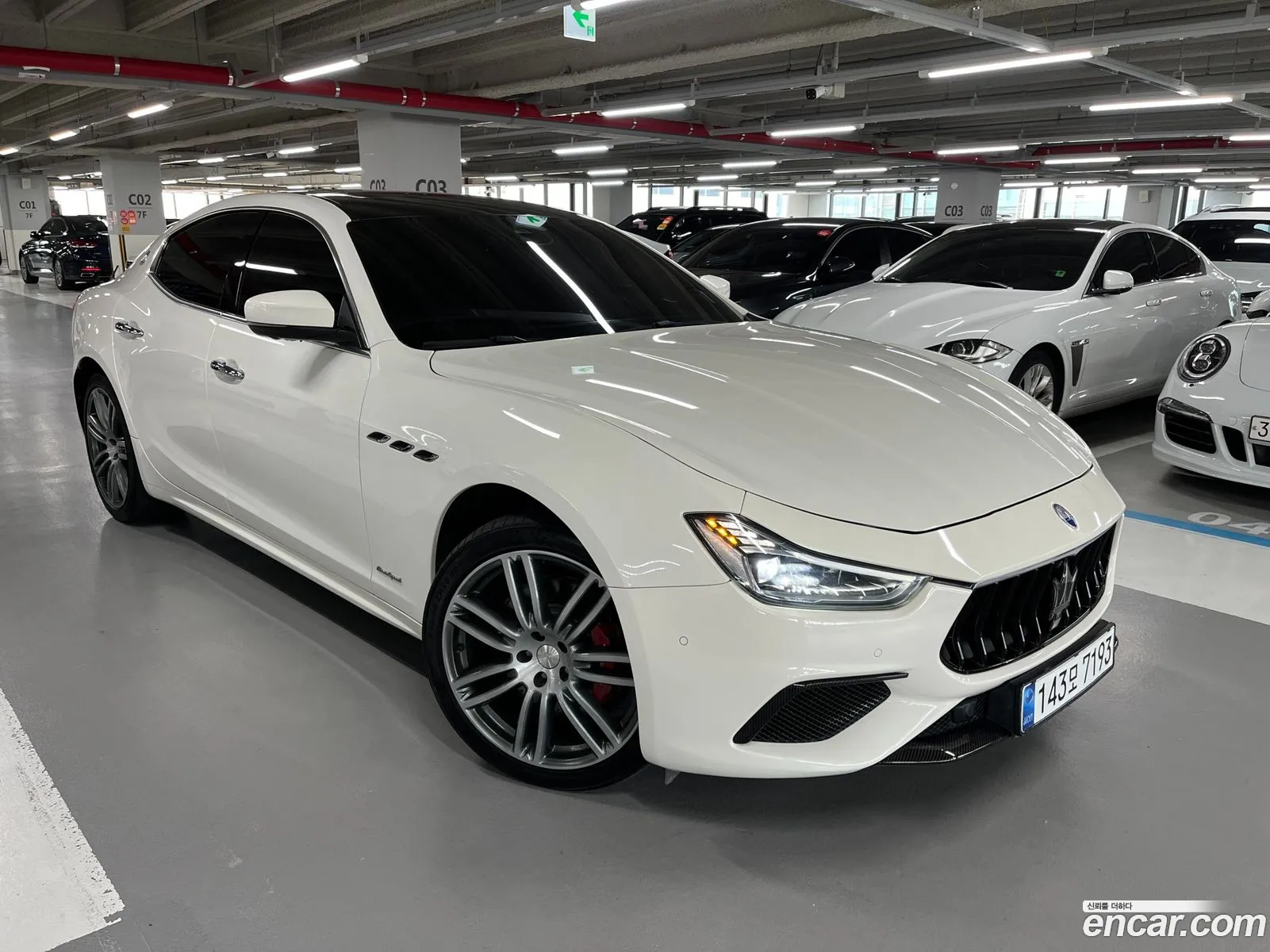 Maserati Ghibli Iii 30S Q4 Gran Sports 2018 - фотография 3724320