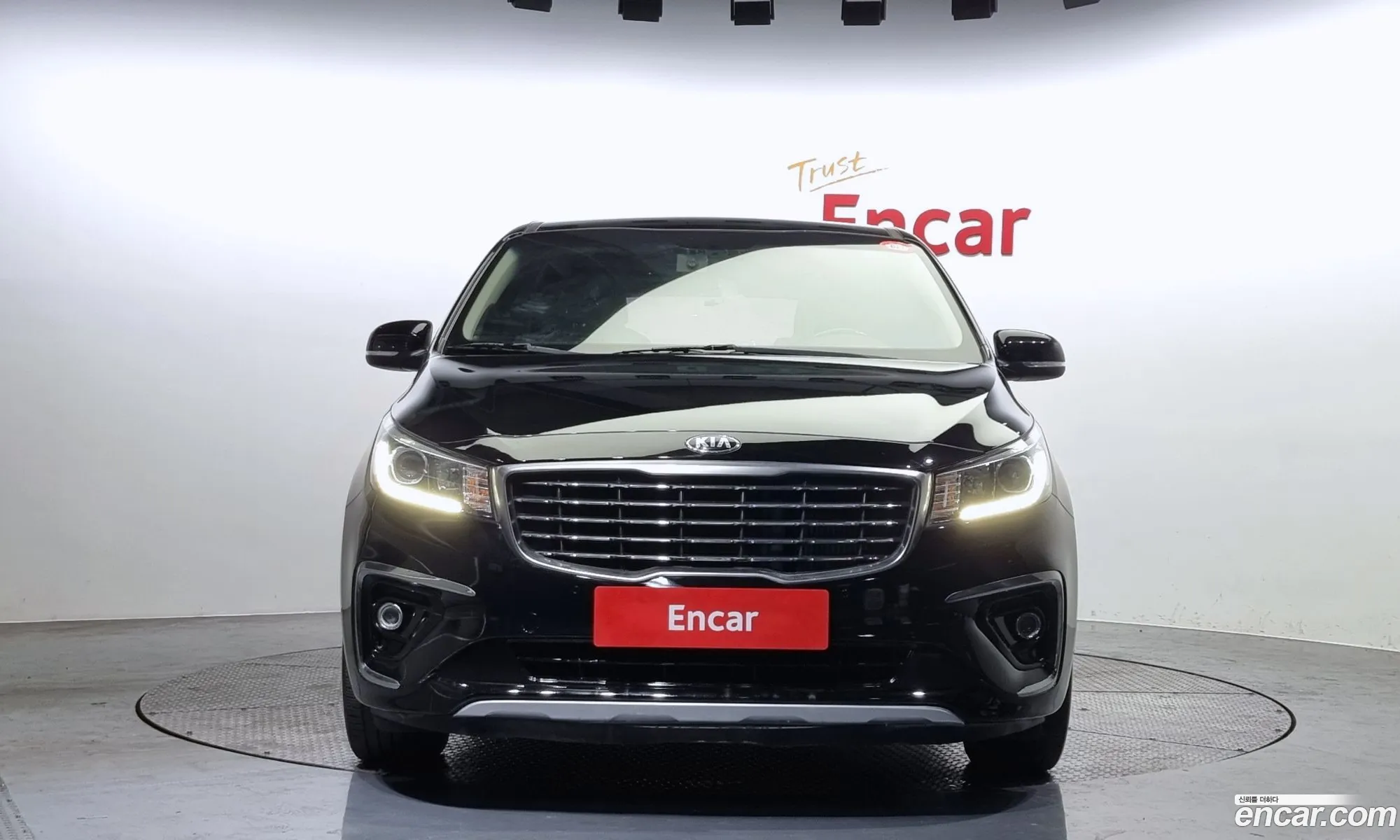 Kia Carnival Iii 9-Seater Luxury 2019 - фотография 14204591