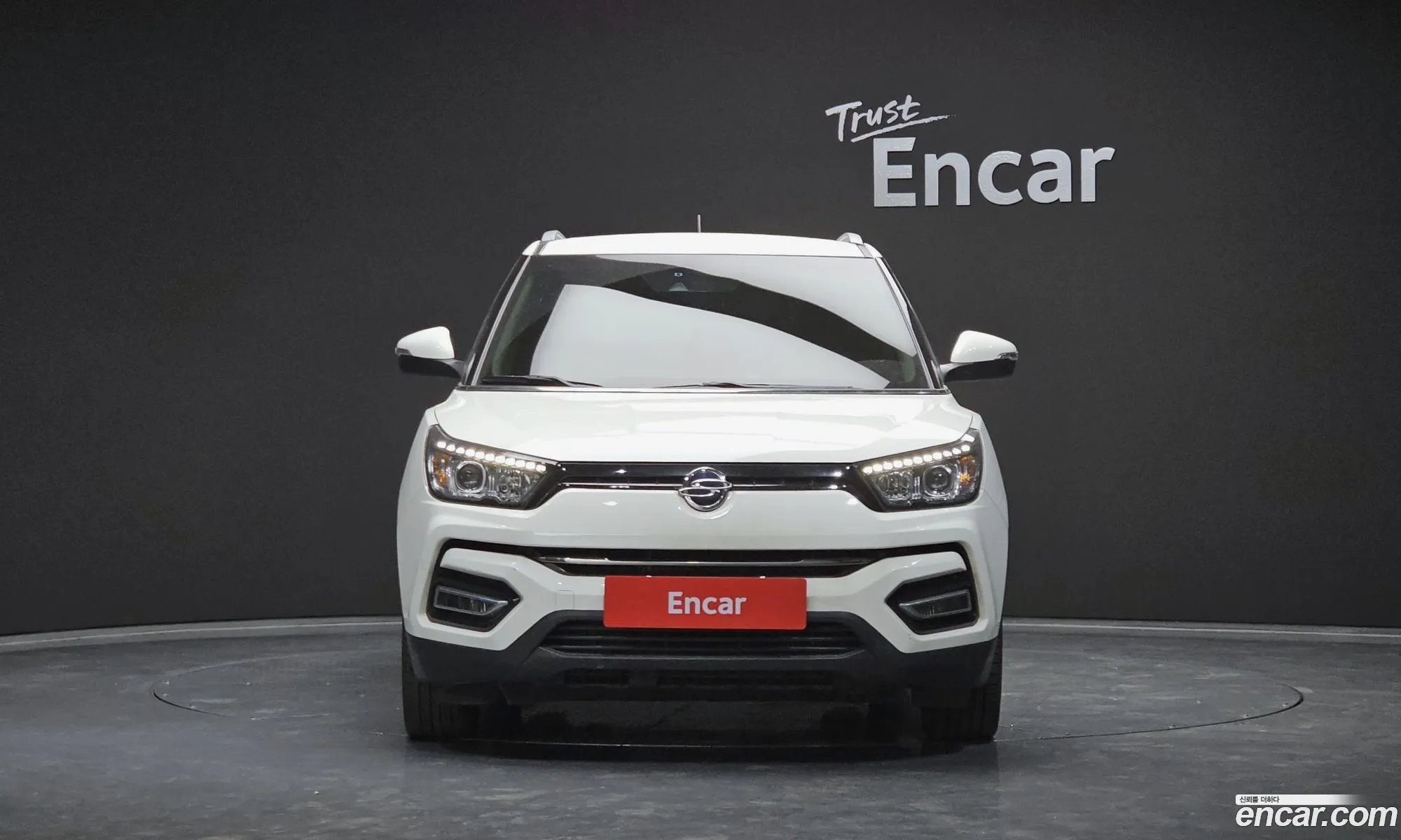 Ssangyong Tivoli Tivoli Diesel Lx 2Wd 2018 - фотография 2023414