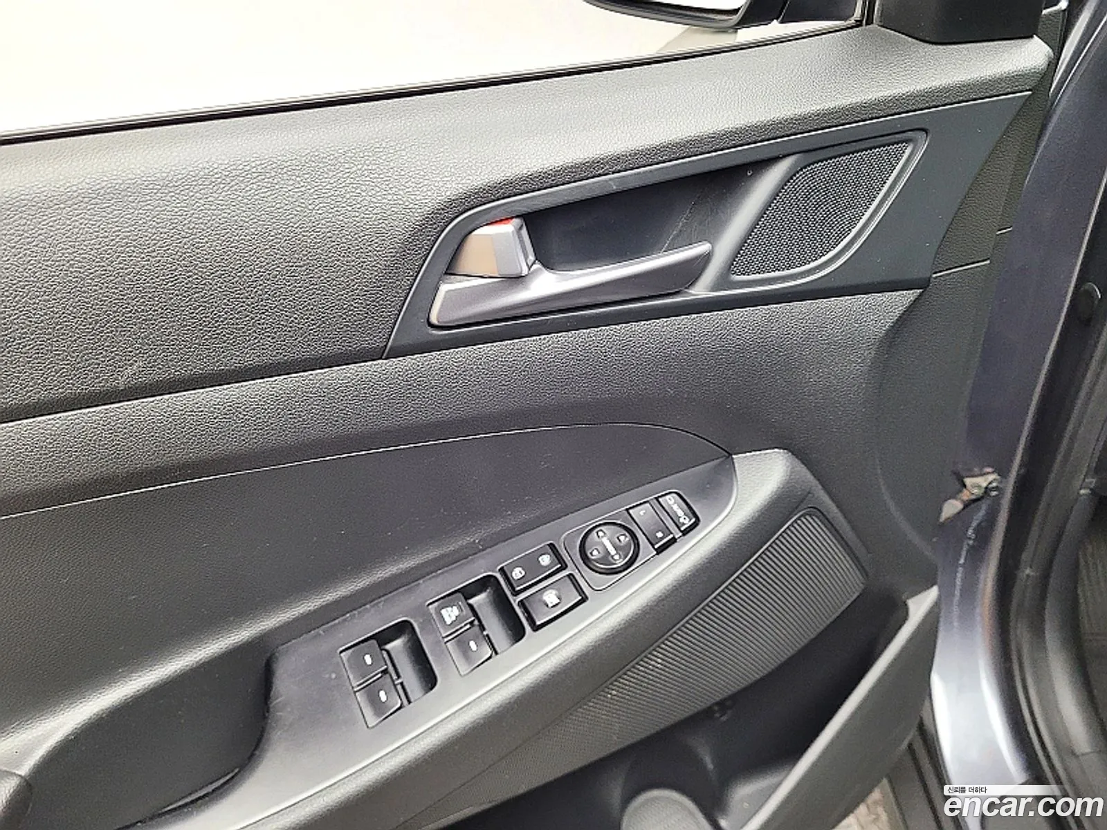 Hyundai Tucson Iii Diesel 20 2Wd 2018 - фотография 18034195