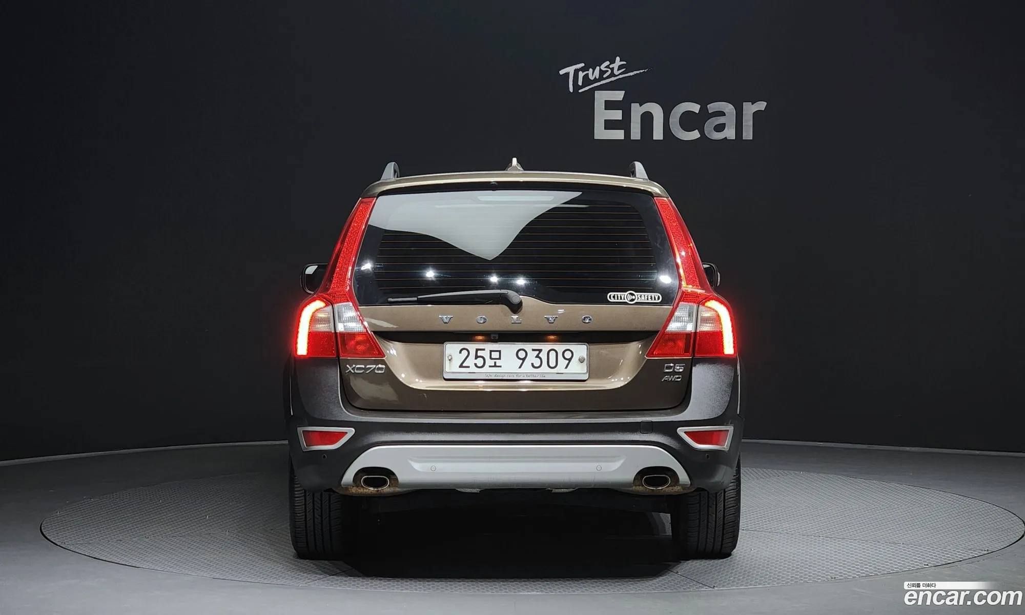 Volvo Xc70 Ii D5 2012 - фотография 4400819